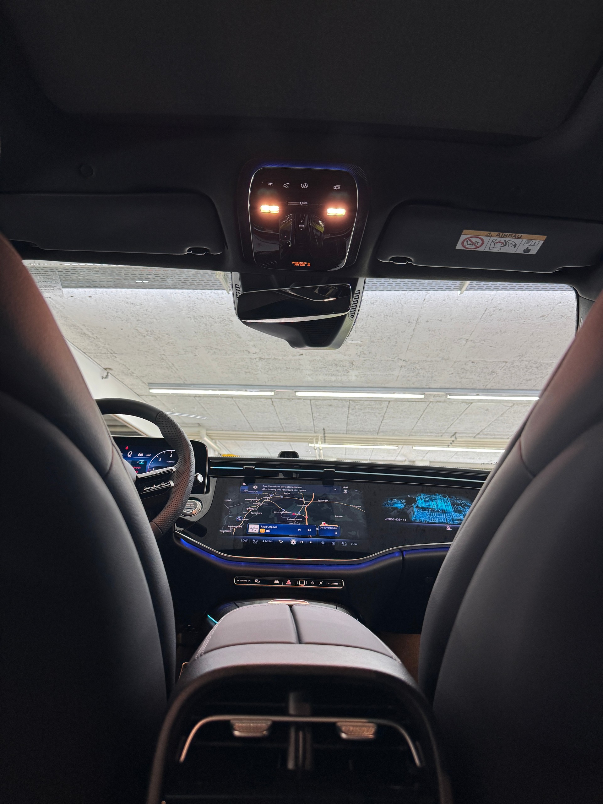 MERCEDES-BENZ E 220 d 4MATIC T-Modell Swiss Star-image-15
