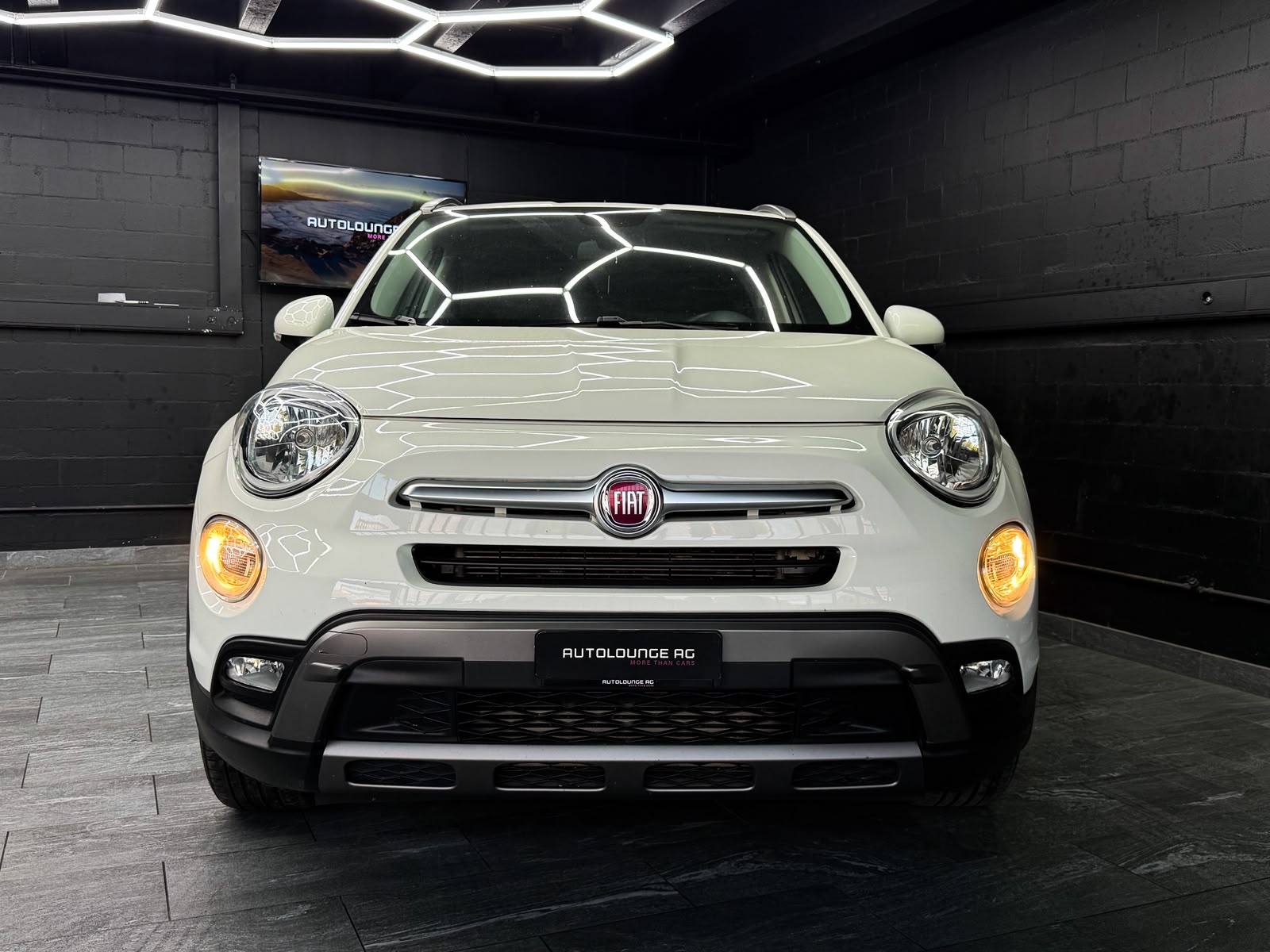 FIAT 500X 2.0 MJ Cross Plus 4x4 Automatic-showroom-element-2