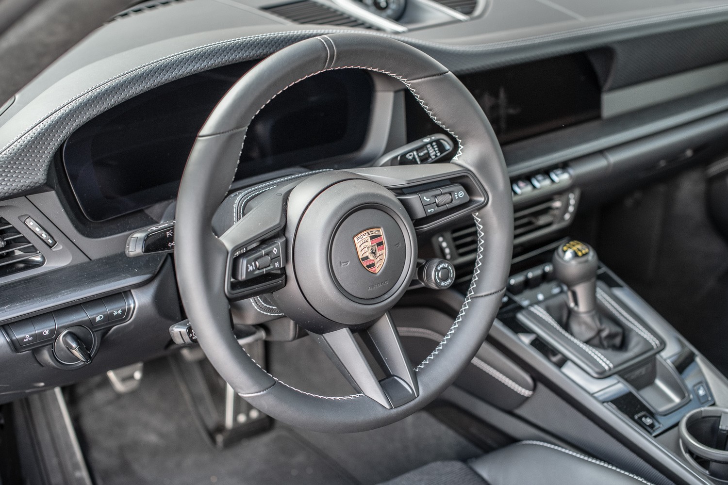PORSCHE 911 Carrera GT3 Touring mod. 2026-image-26