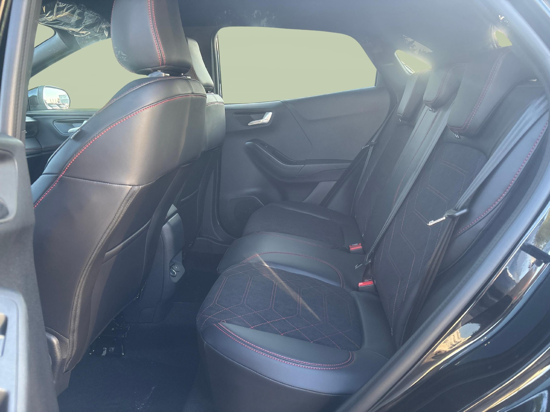 FORD Puma 1.0 EcoB Hybrid 155 ST-Line X-image-10