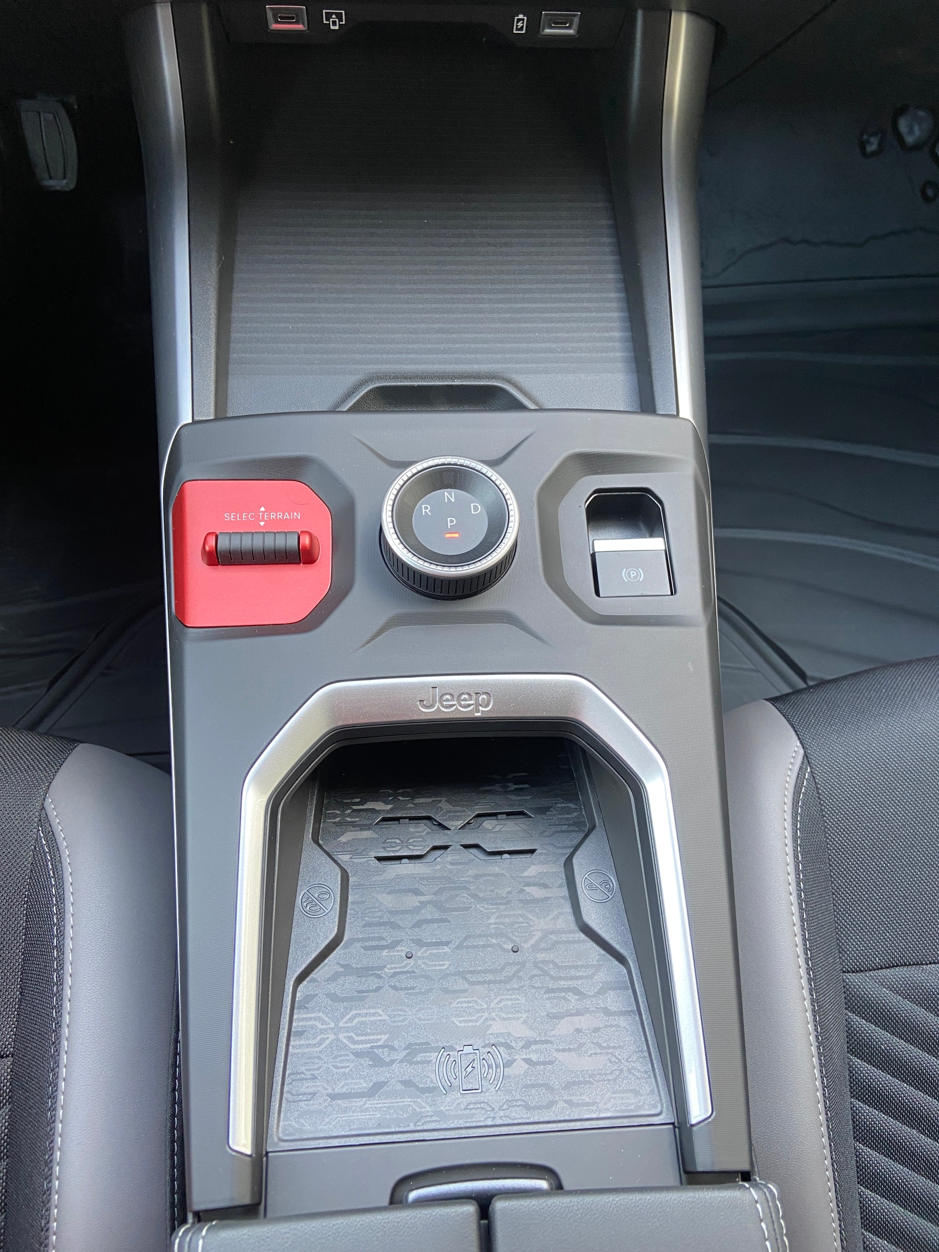 JEEP Compass 1.2 T e-Hybrid First Edition - MY26-image-9