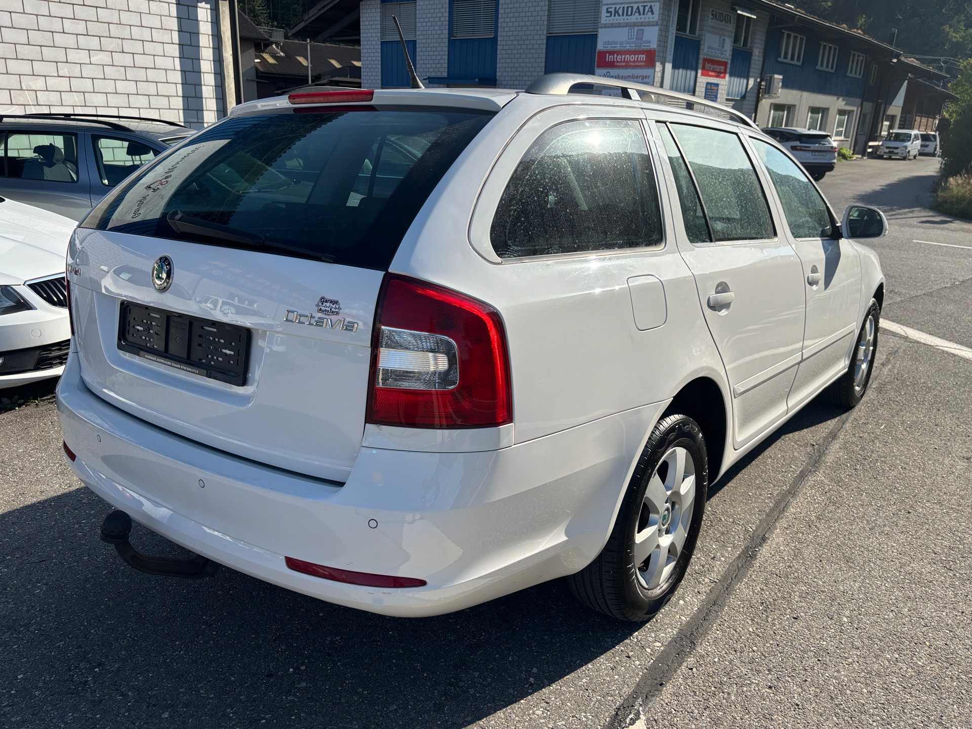 SKODA Octavia Combi 2.0 TDI Adventure 4x4 DSG-image-5