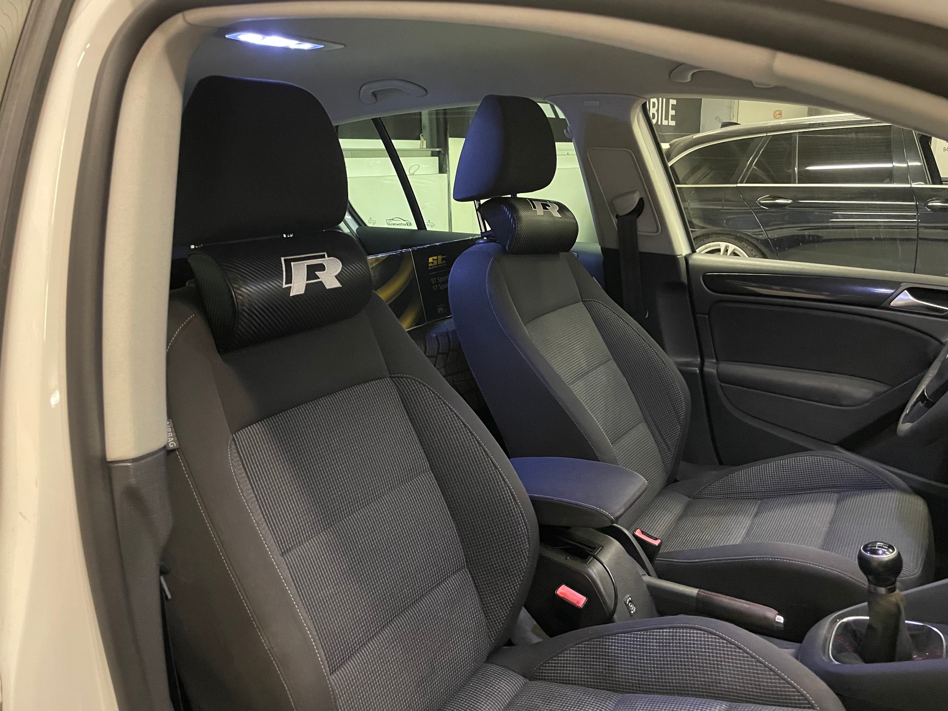 VW Golf VI Sport 1.2 TSI R-Line-image-15