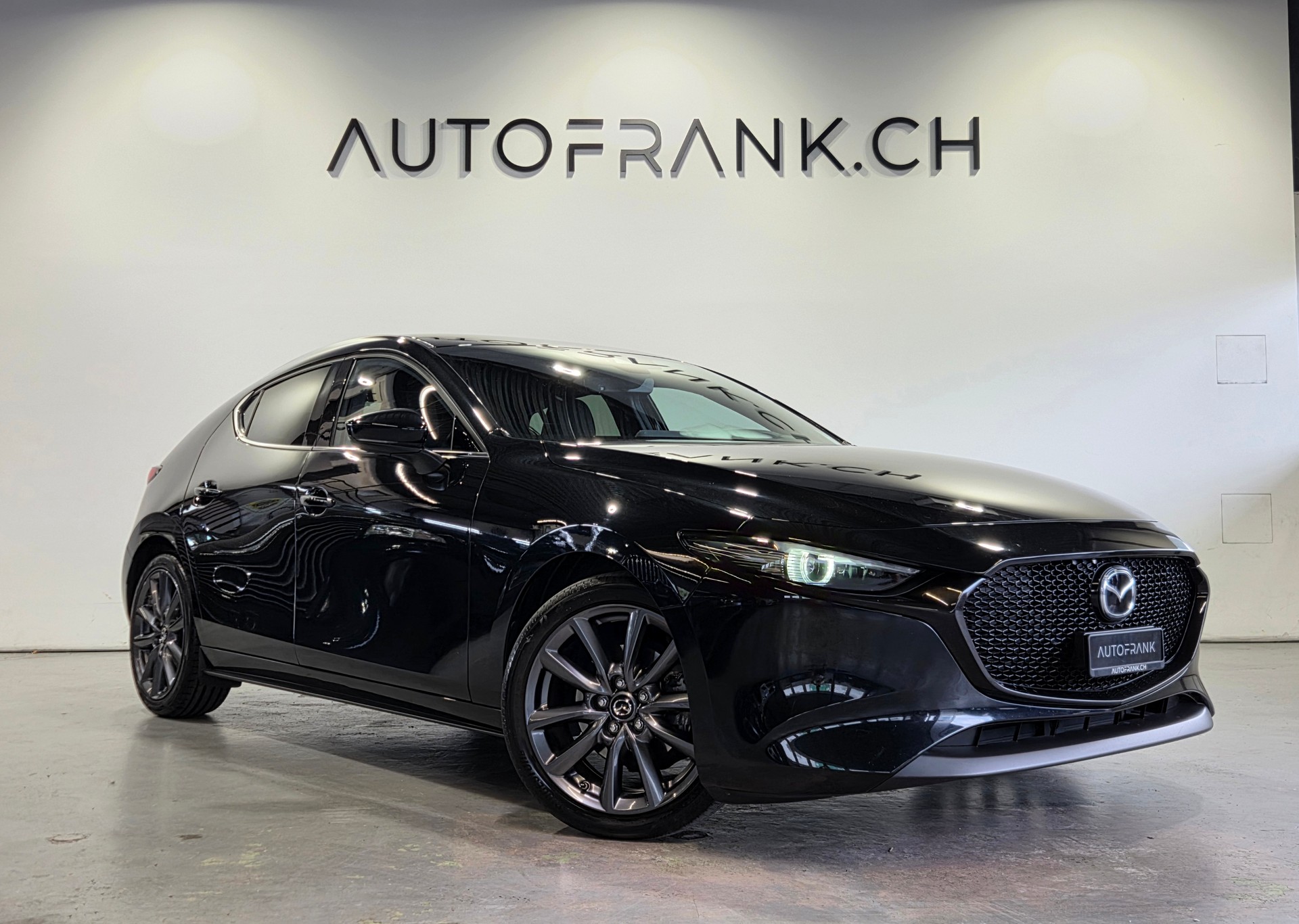 MAZDA 3 Hatchback 2.0 180 Ambition-image-16