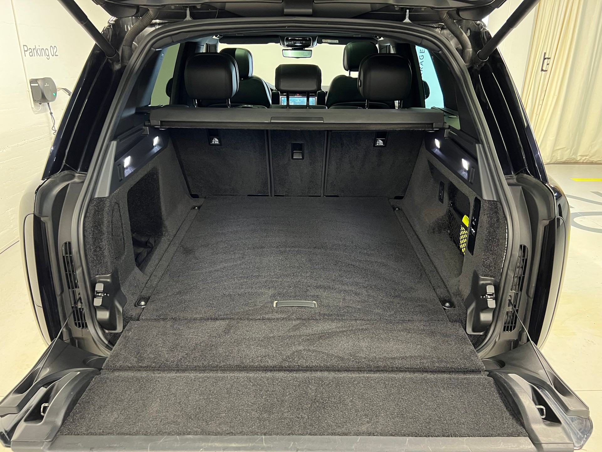 LAND ROVER Range Rover 3.0 Si6 P440e HSE-image-11