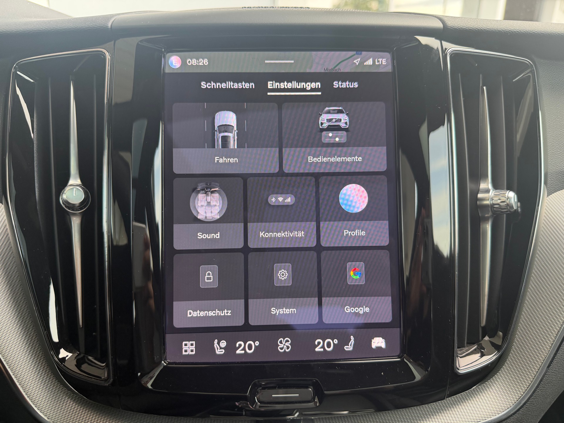 VOLVO XC60 T6 eAWD R-Design Geartronic-image-18