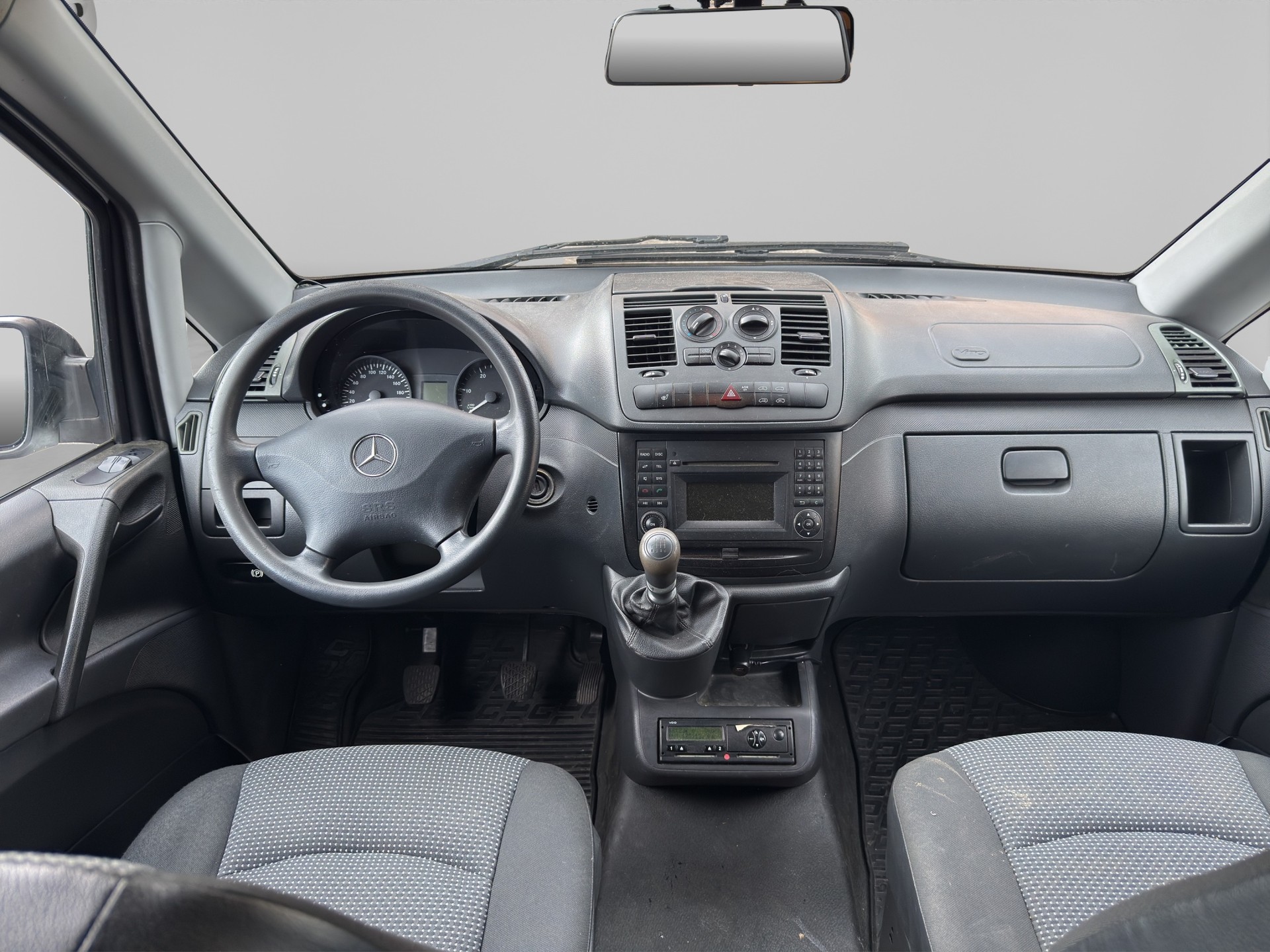 MERCEDES-BENZ Vito 113 CDI Mixto L-image-9