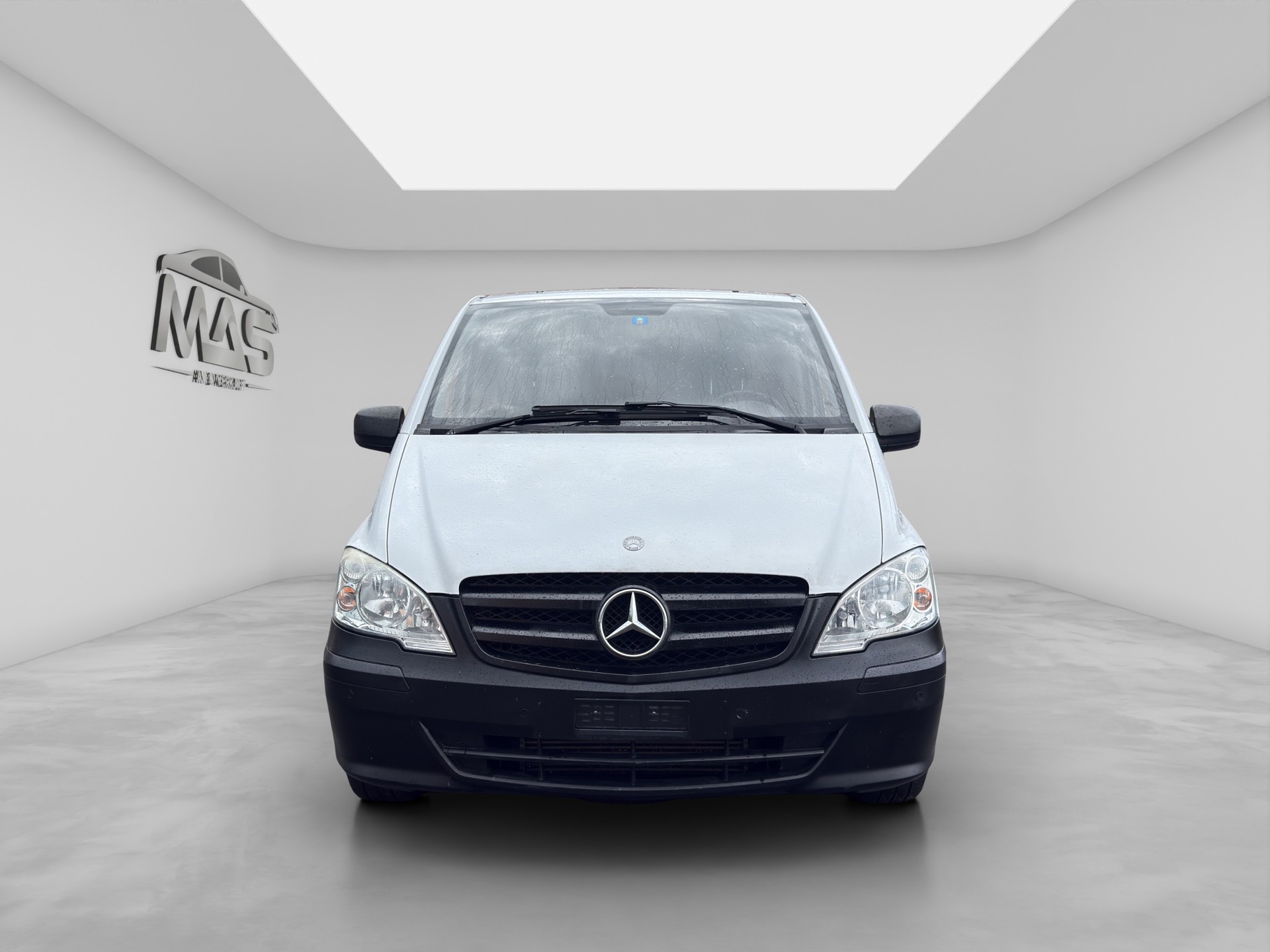 MERCEDES-BENZ Vito 113 CDI Mixto L-showroom-element-1