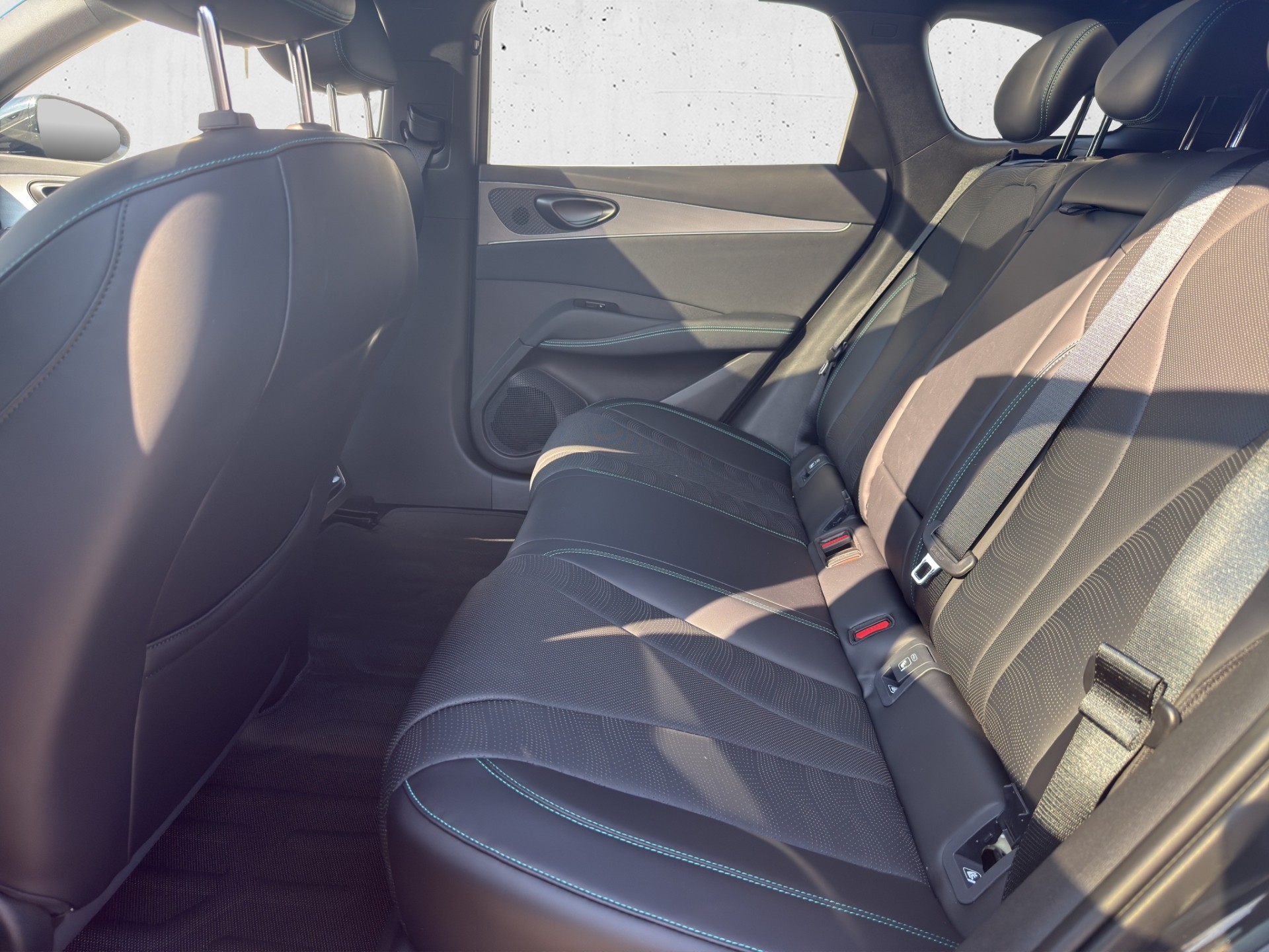 BYD Seal 6 DM-i Touring Comfort-image-13