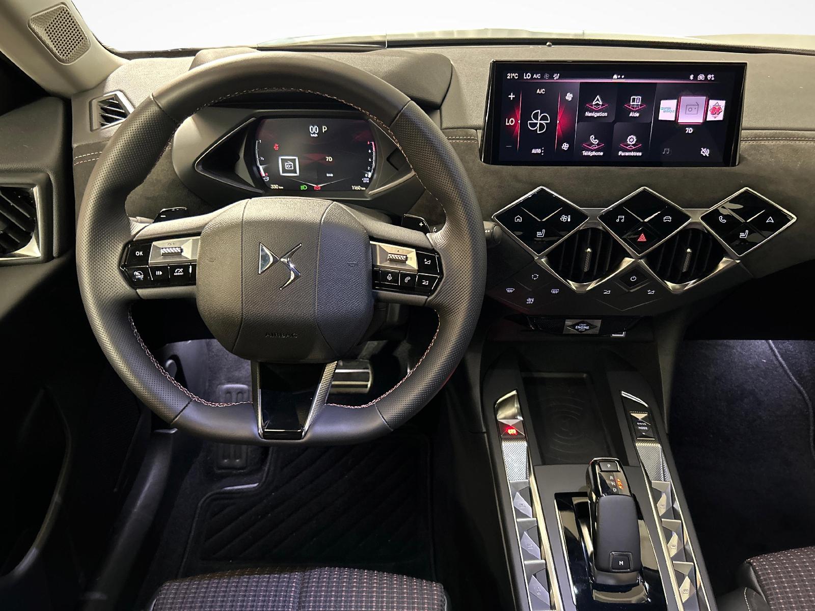 DS AUTOMOBILES 3 1.2 PureTech 130 Ligne Noire-image-5