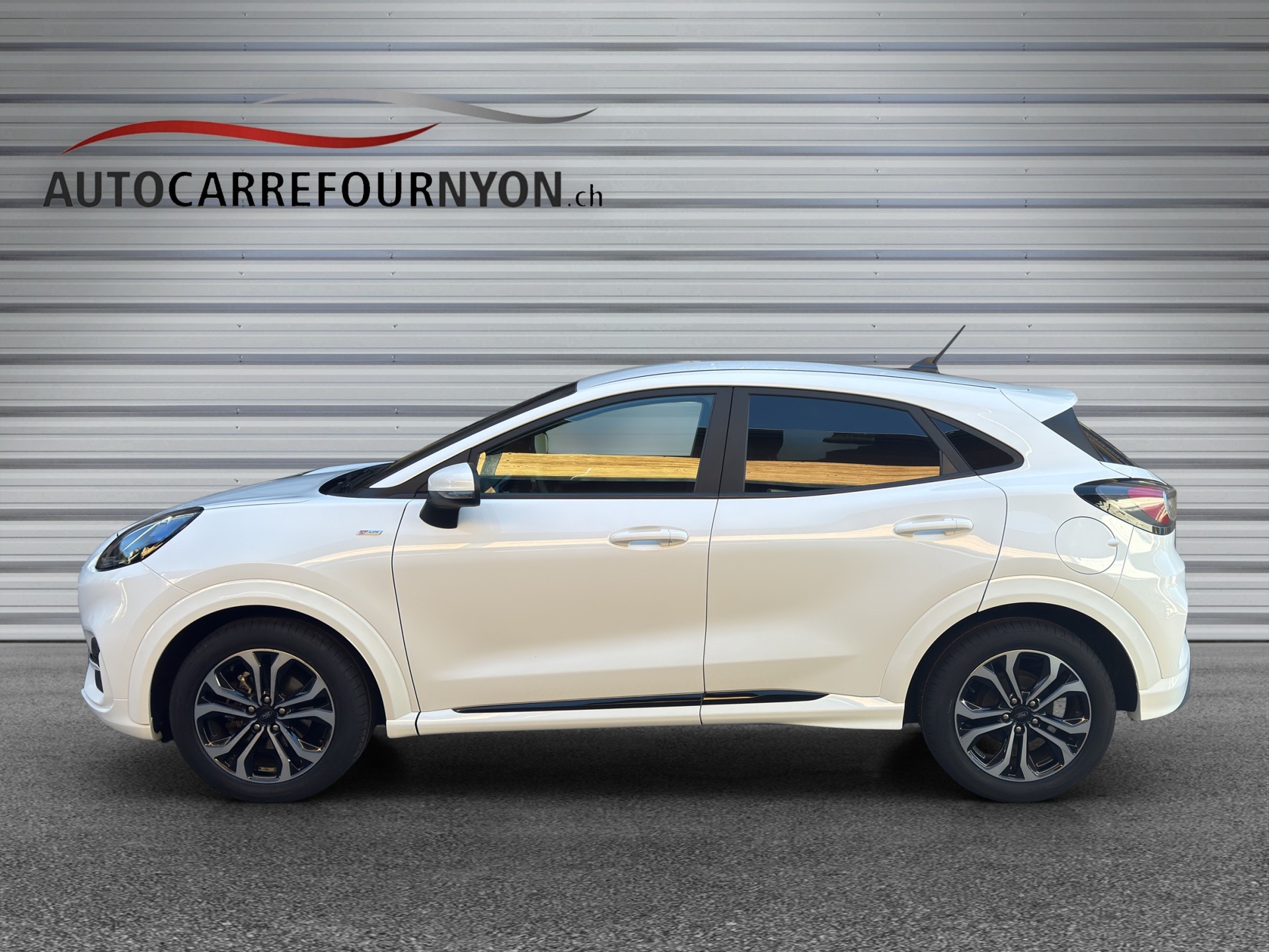 FORD Puma 1.0 EcoBosst ST-Line X Design Automat-showroom-element-2