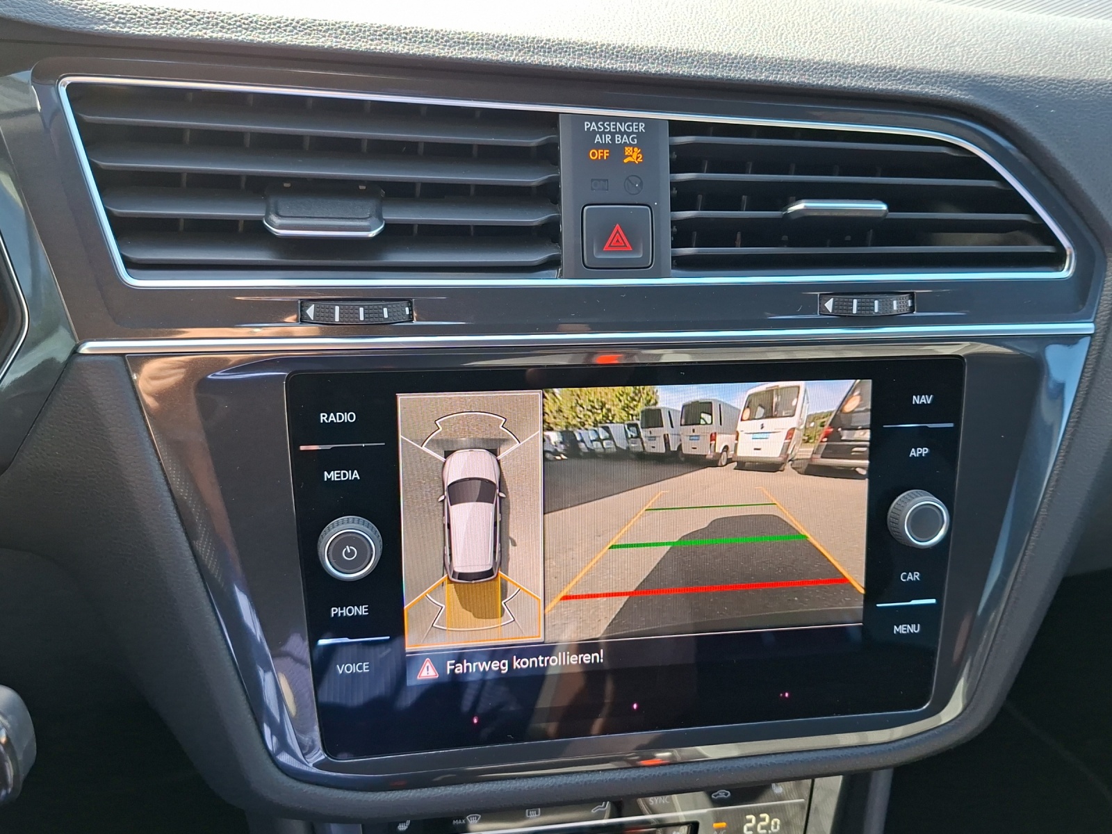 VW Tiguan Allspace 2.0TSI R-Line 4Motion DSG-image-15