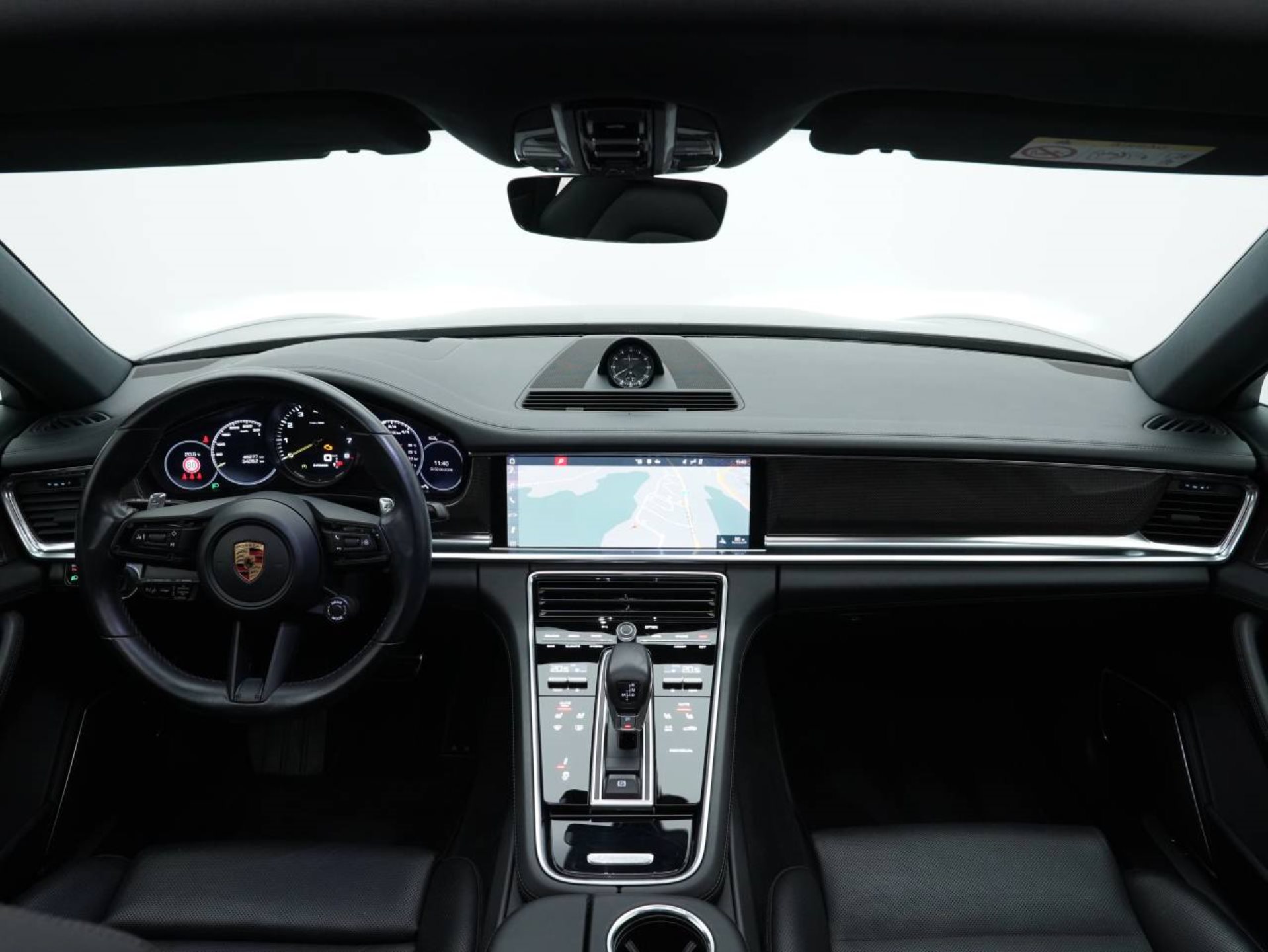 PORSCHE Panamera 4S E-Hybrid-image-14