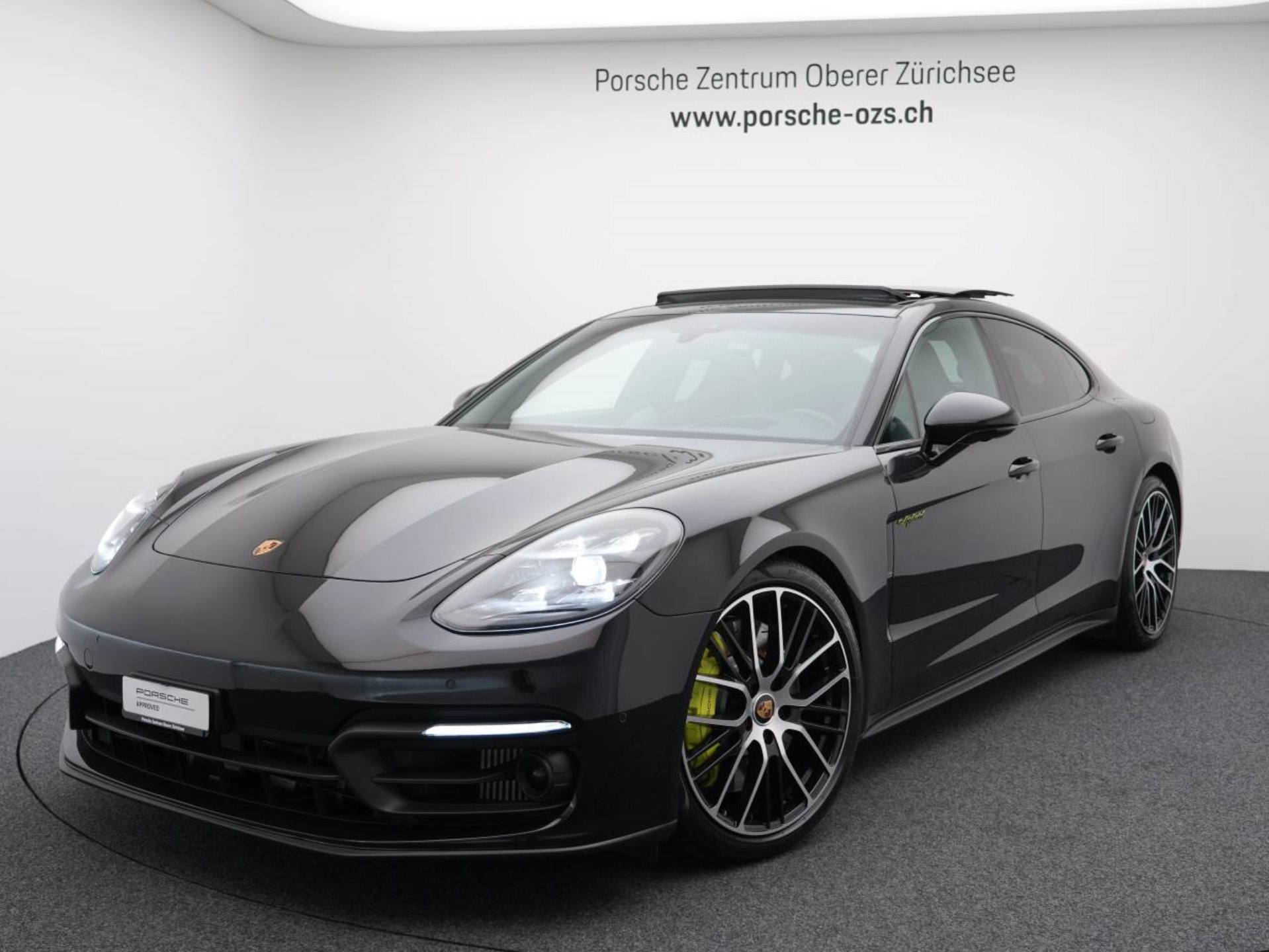 PORSCHE Panamera 4S E-Hybrid