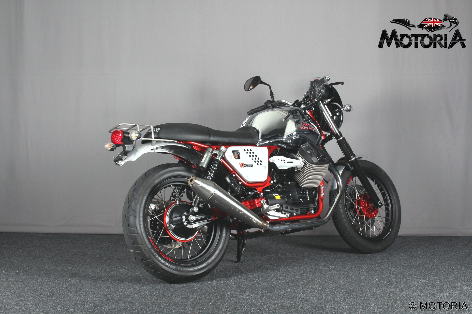 MOTO GUZZI V7 Racer 750 (35kW)-image-2