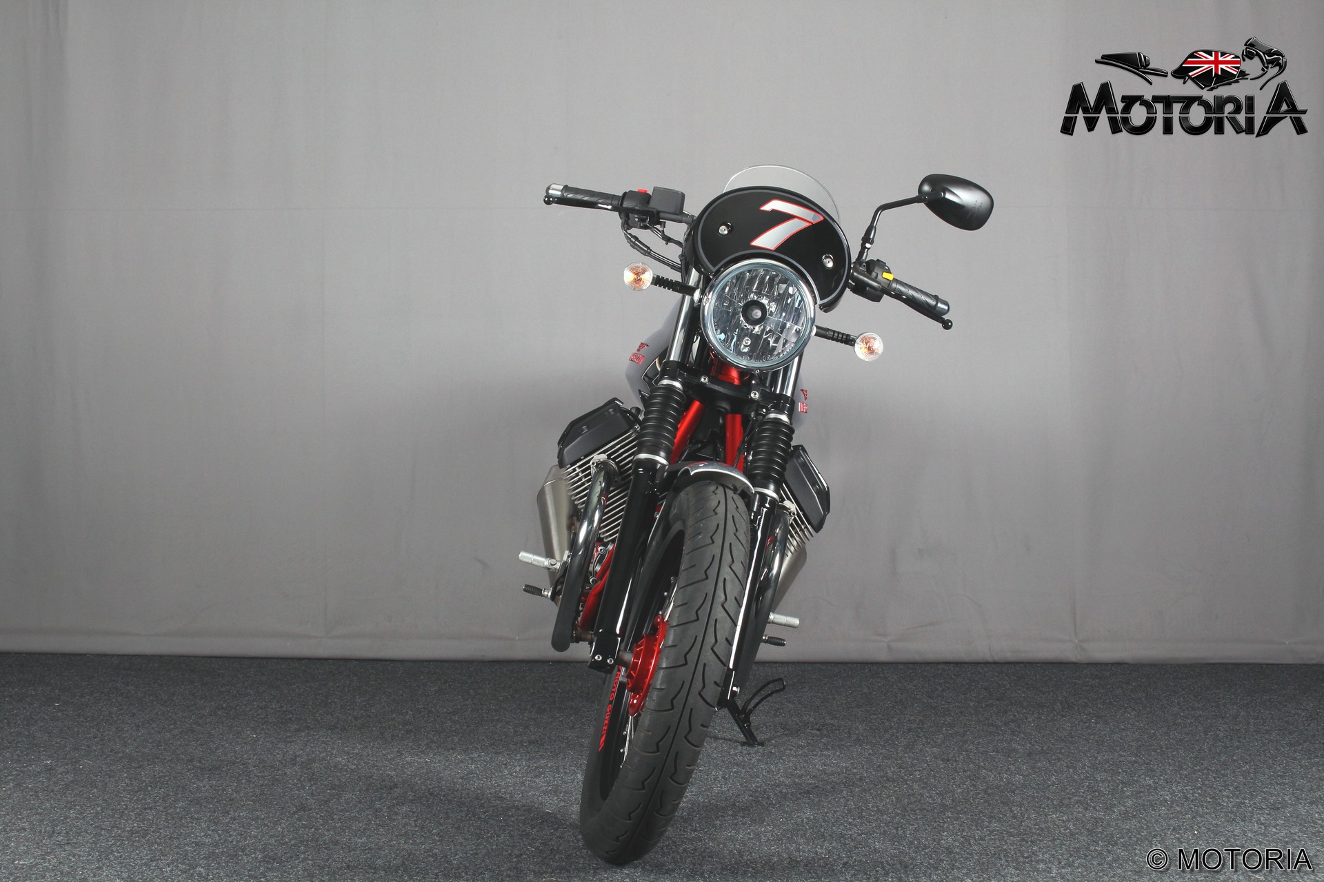 MOTO GUZZI V7 Racer 750 (35kW)-image-7