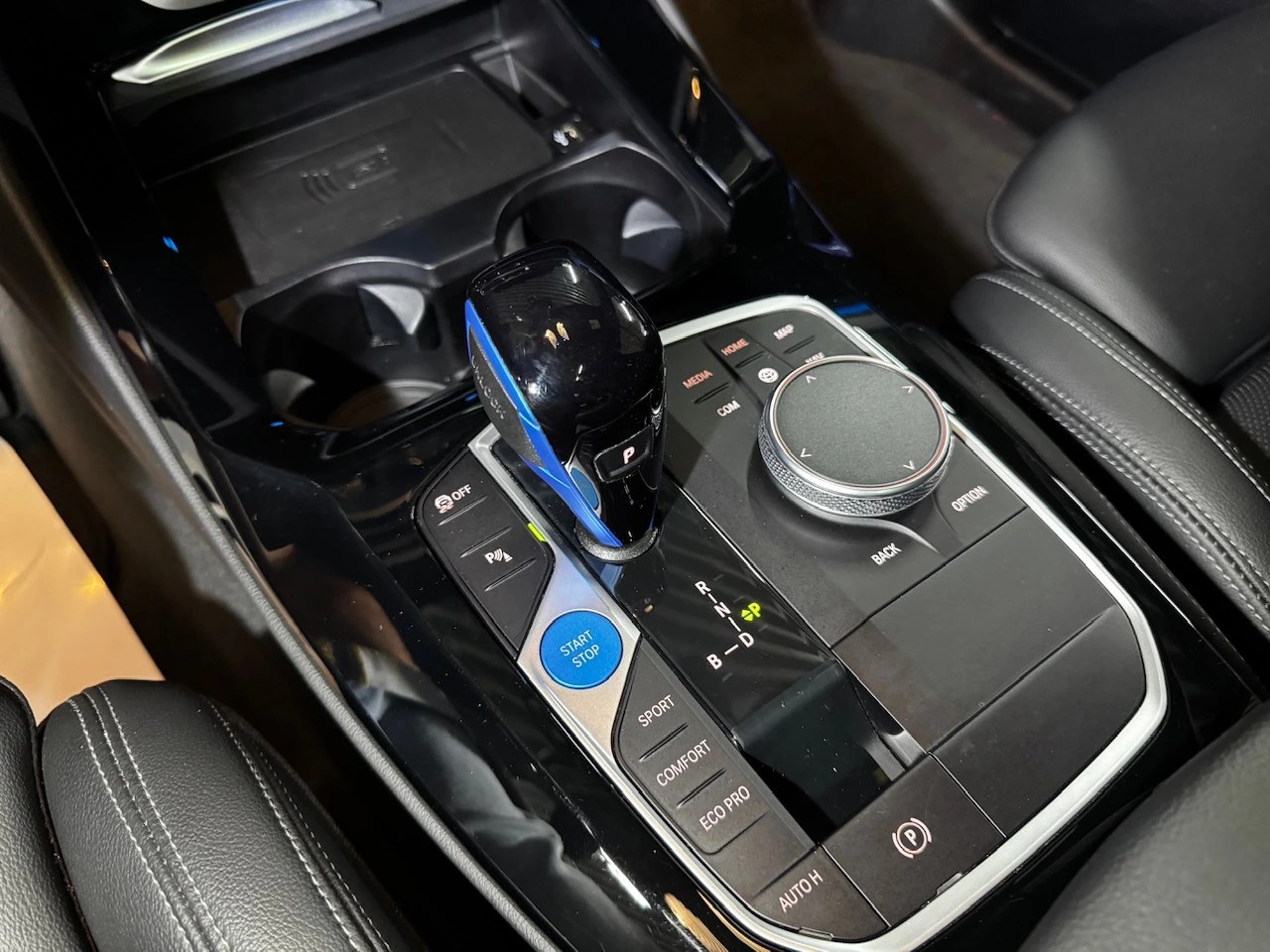 BMW iX3 Inspiring M-Sport 286PS Facelift-image-14