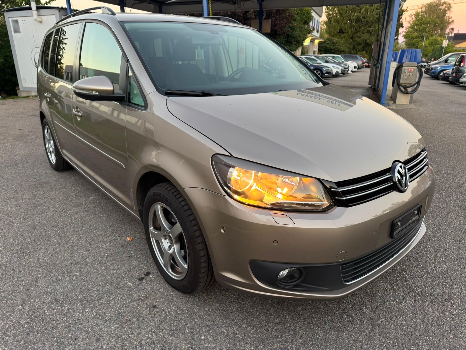 VW Touran 1.4 TSI Comfortline-image-1