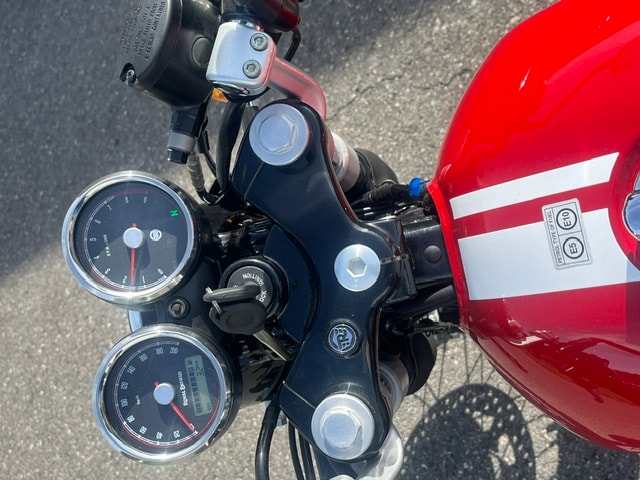 ROYAL ENFIELD Interceptor 650 Standard-image-4