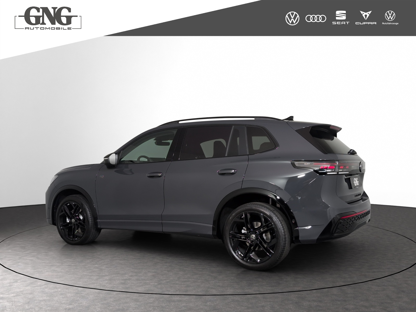 VW Tiguan 2.0 TSI DSG R-Line United 4Motion-showroom-element-1