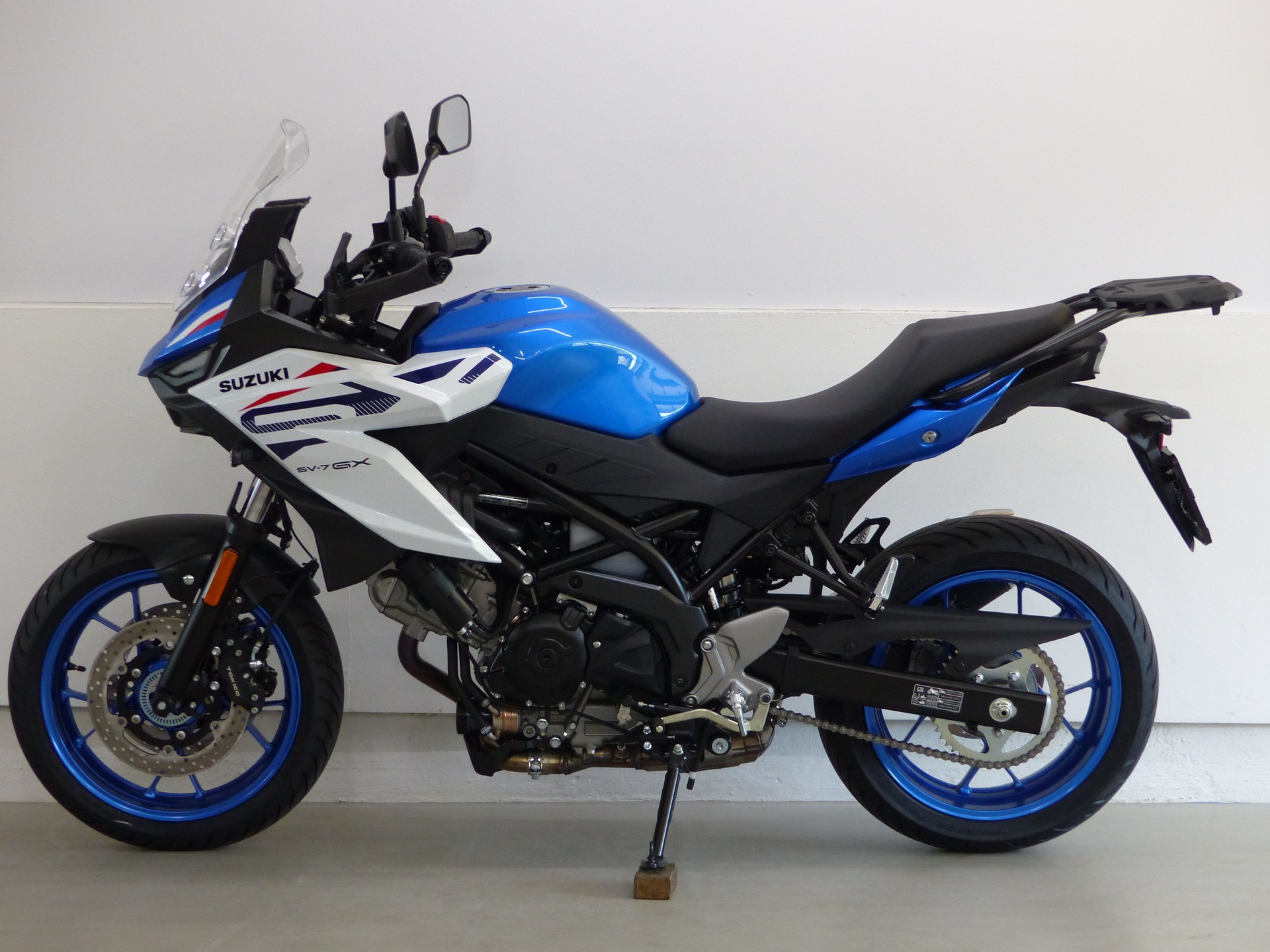 SUZUKI SV-7GX-image-12