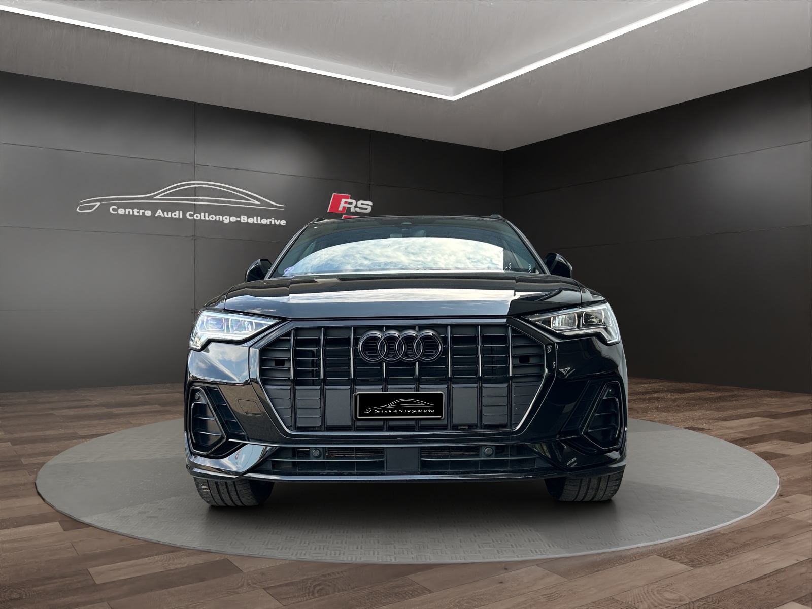 AUDI Q3 35 TFSI S line Attraction S-tronic-showroom-element-1