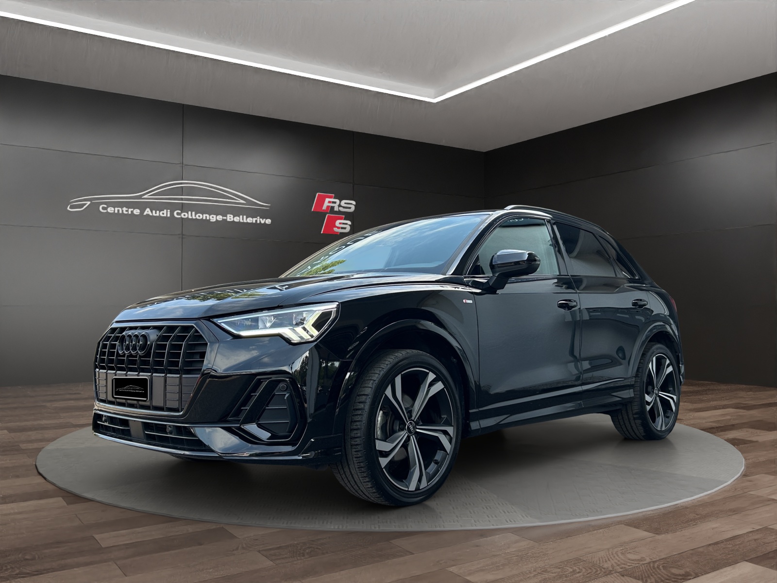 AUDI Q3 35 TFSI S line Attraction S-tronic