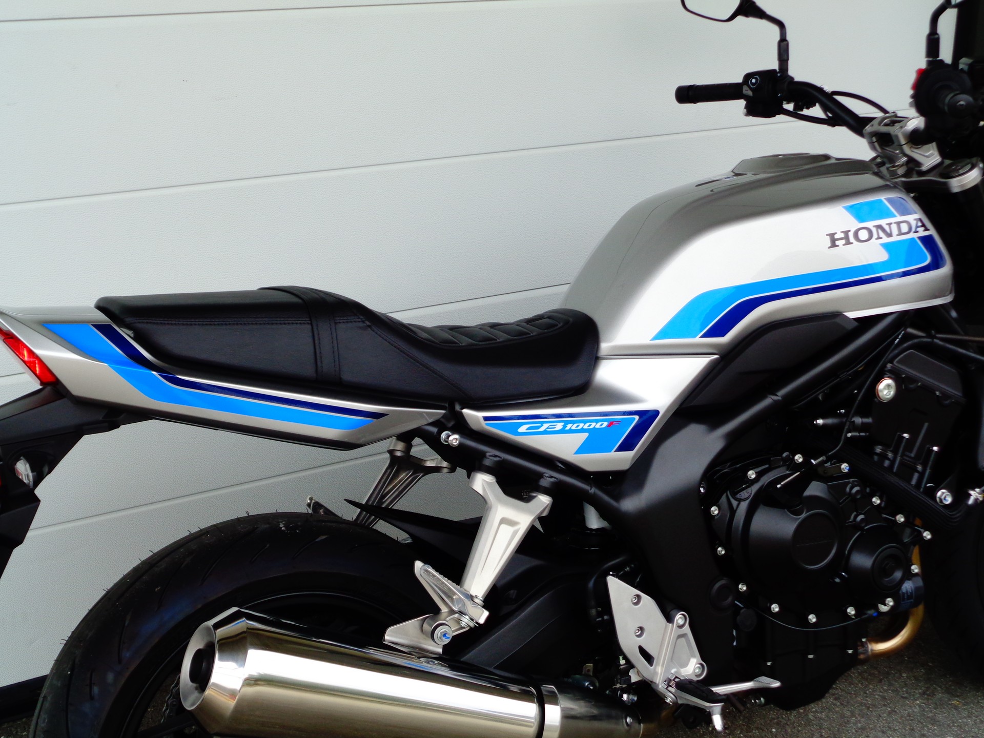 HONDA CB 1000 F A-image-3
