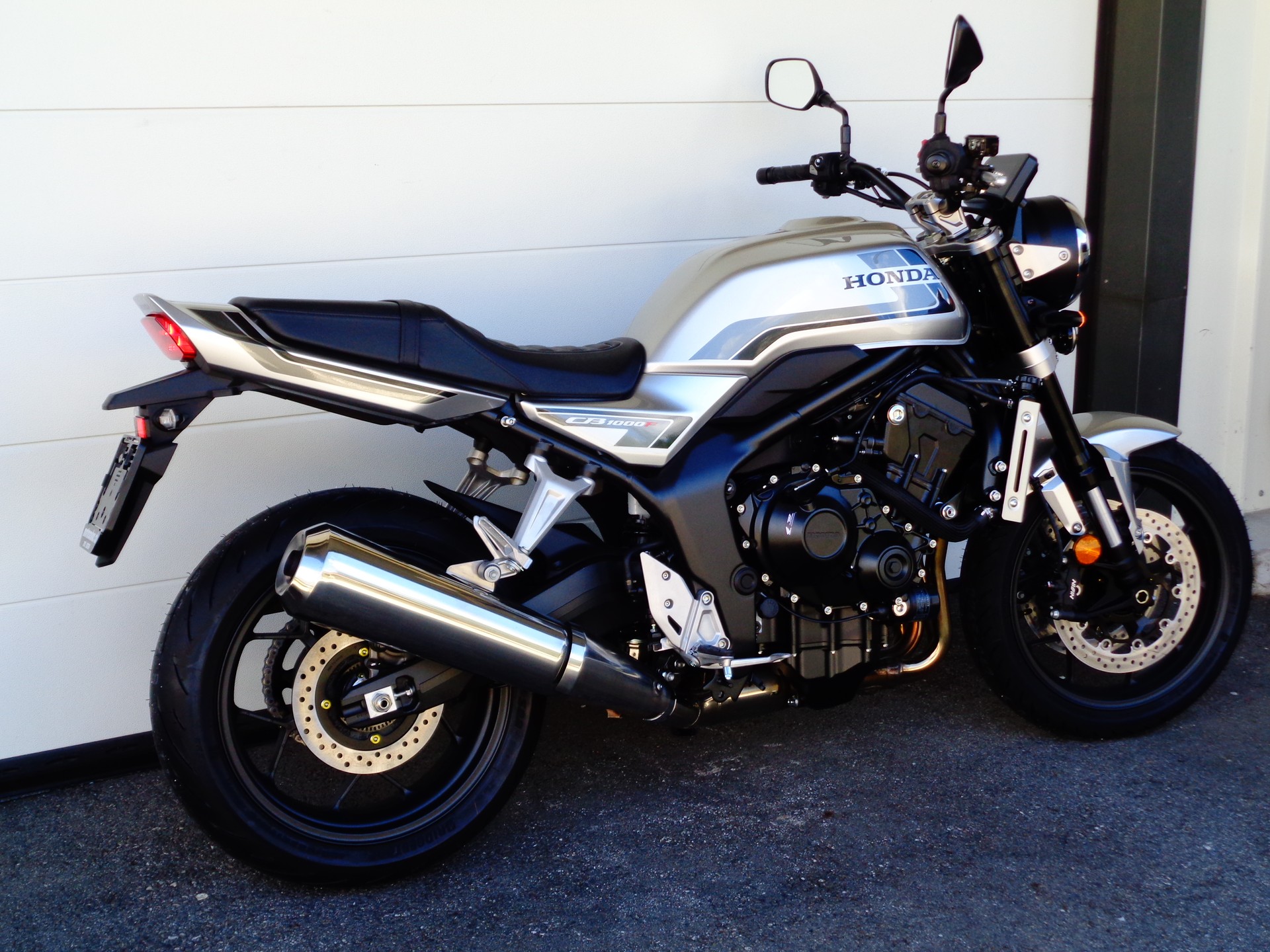 HONDA CB 1000 F A-image-7
