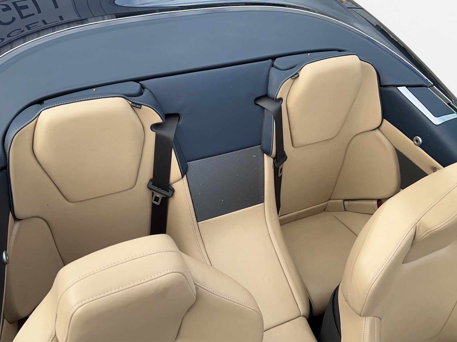 ASTON MARTIN DB9 Volante 5.9 V12-image-13