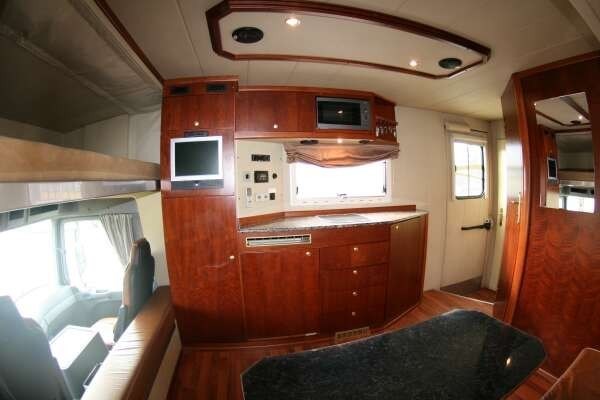 MERCEDES-BENZ ACTROS Aufbau AK-Competition, 7 Pferde, Pop Out / Big Living-image-4