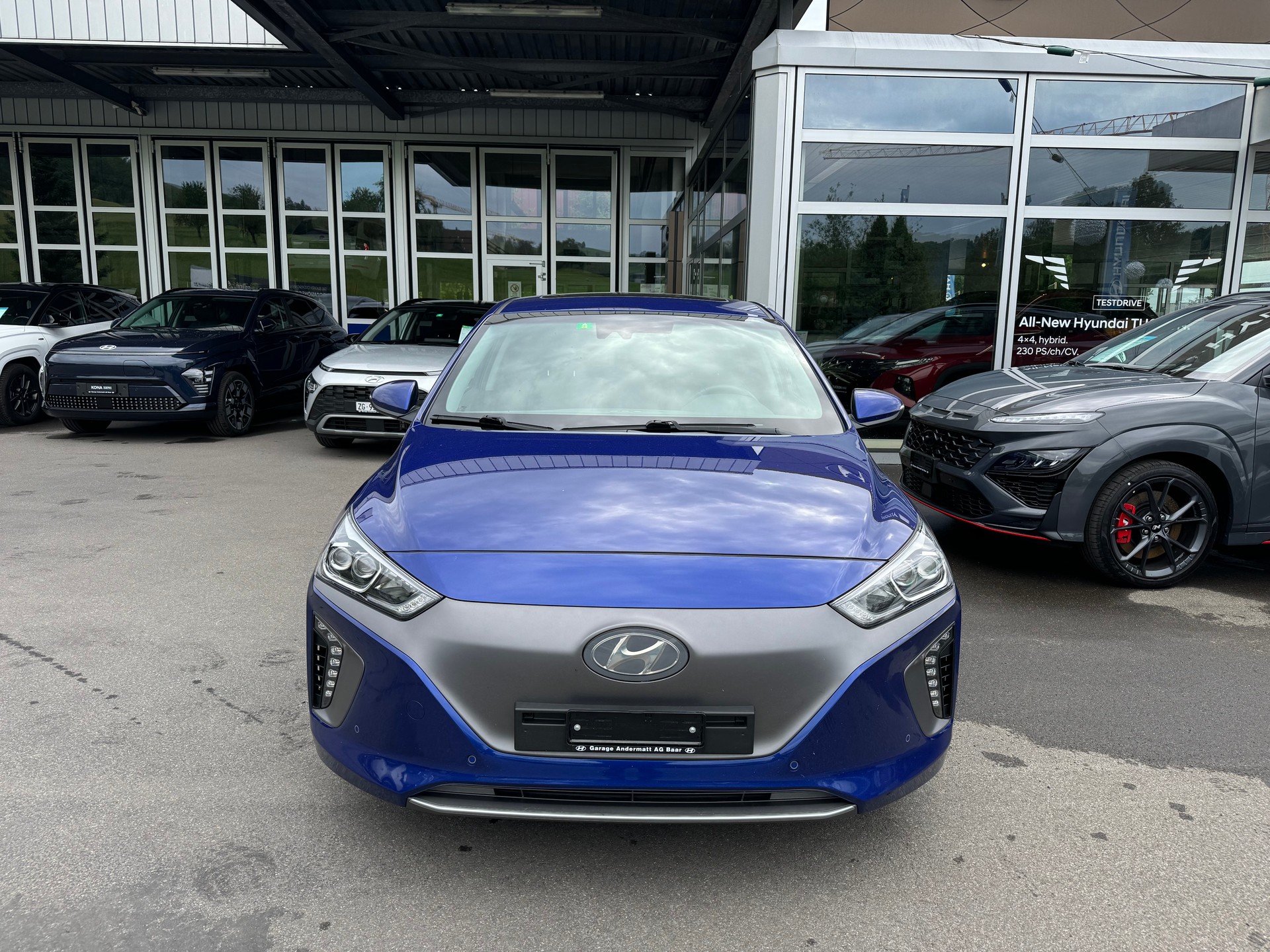 HYUNDAI Ioniq Vertex-showroom-element-1
