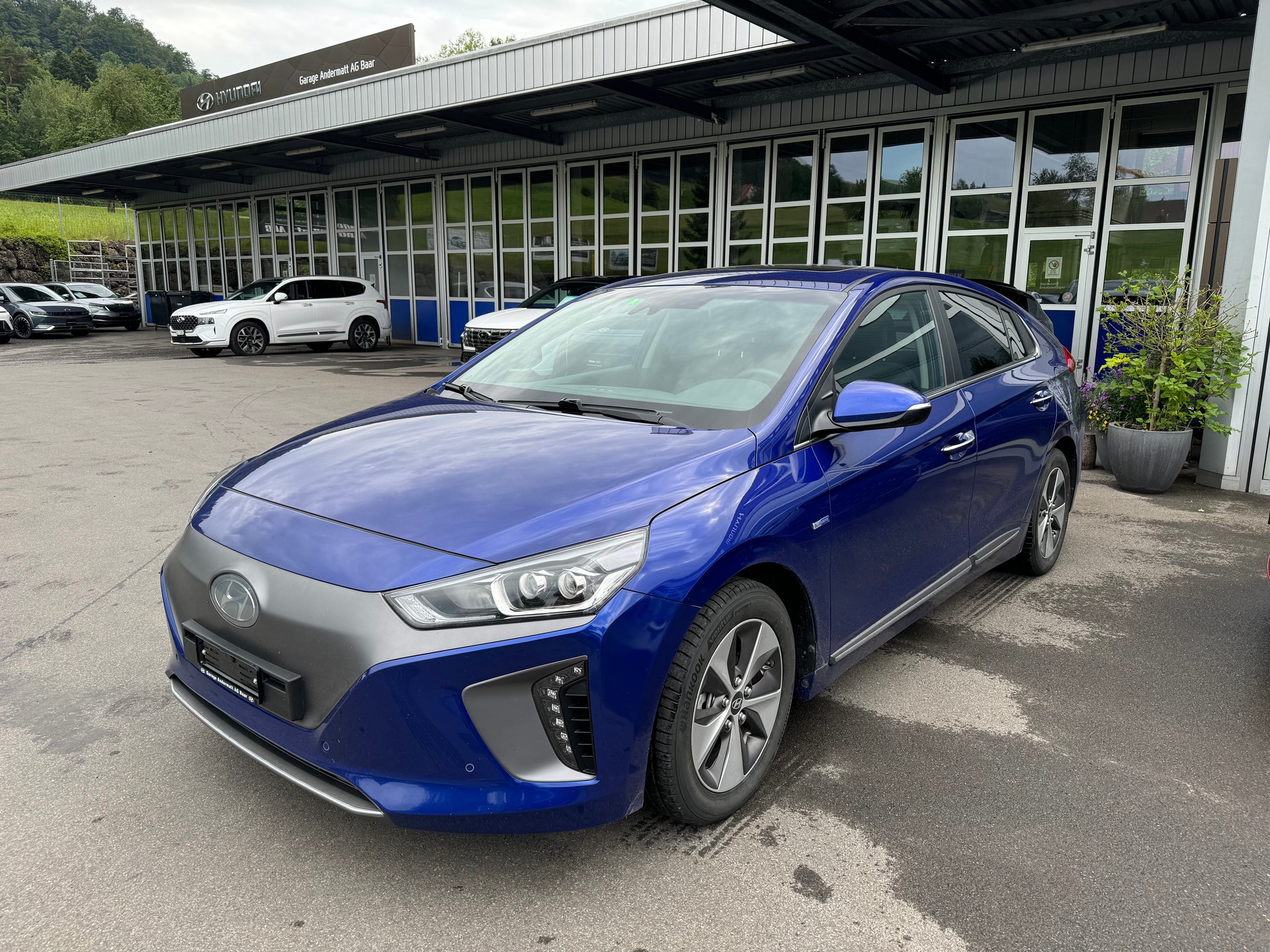 HYUNDAI Ioniq Vertex-showroom-element-2