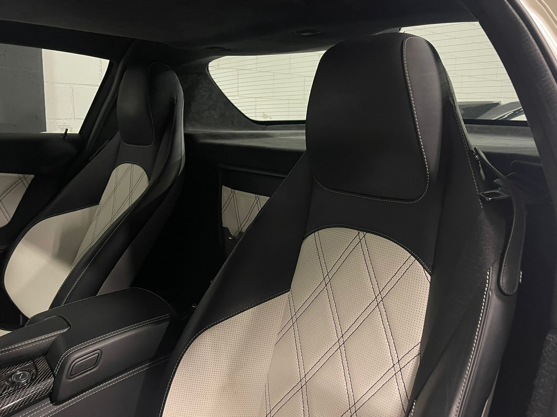 MERCEDES-BENZ SLS 63 AMG Speedshift FAB DESIGN GULLSTREAM-image-9