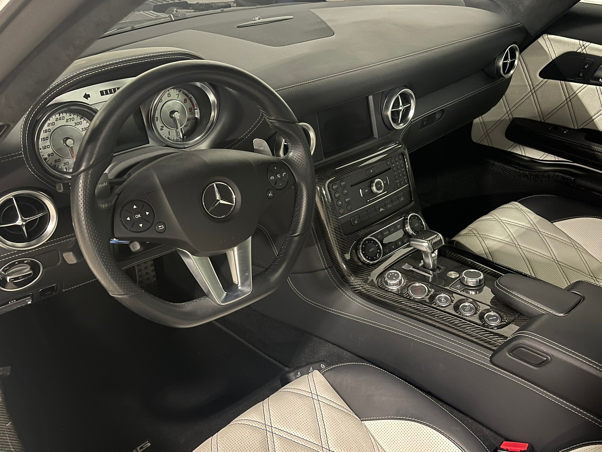MERCEDES-BENZ SLS 63 AMG Speedshift FAB DESIGN GULLSTREAM-image-7