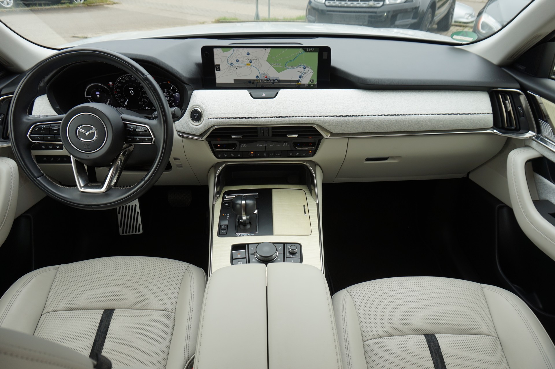 MAZDA CX-60 e-Skyactiv PHEV 327 AWD Takumi-image-8