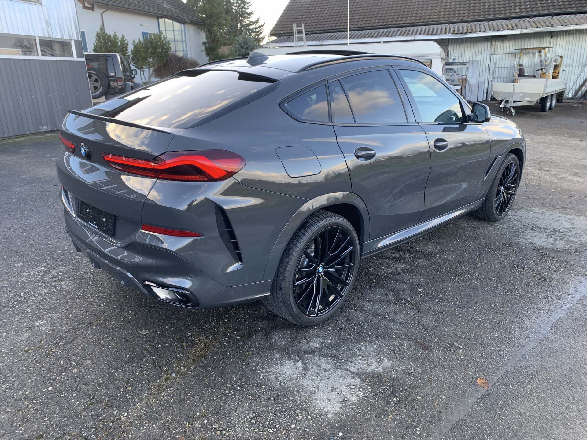 BMW X6 xDrive 40d-image-4