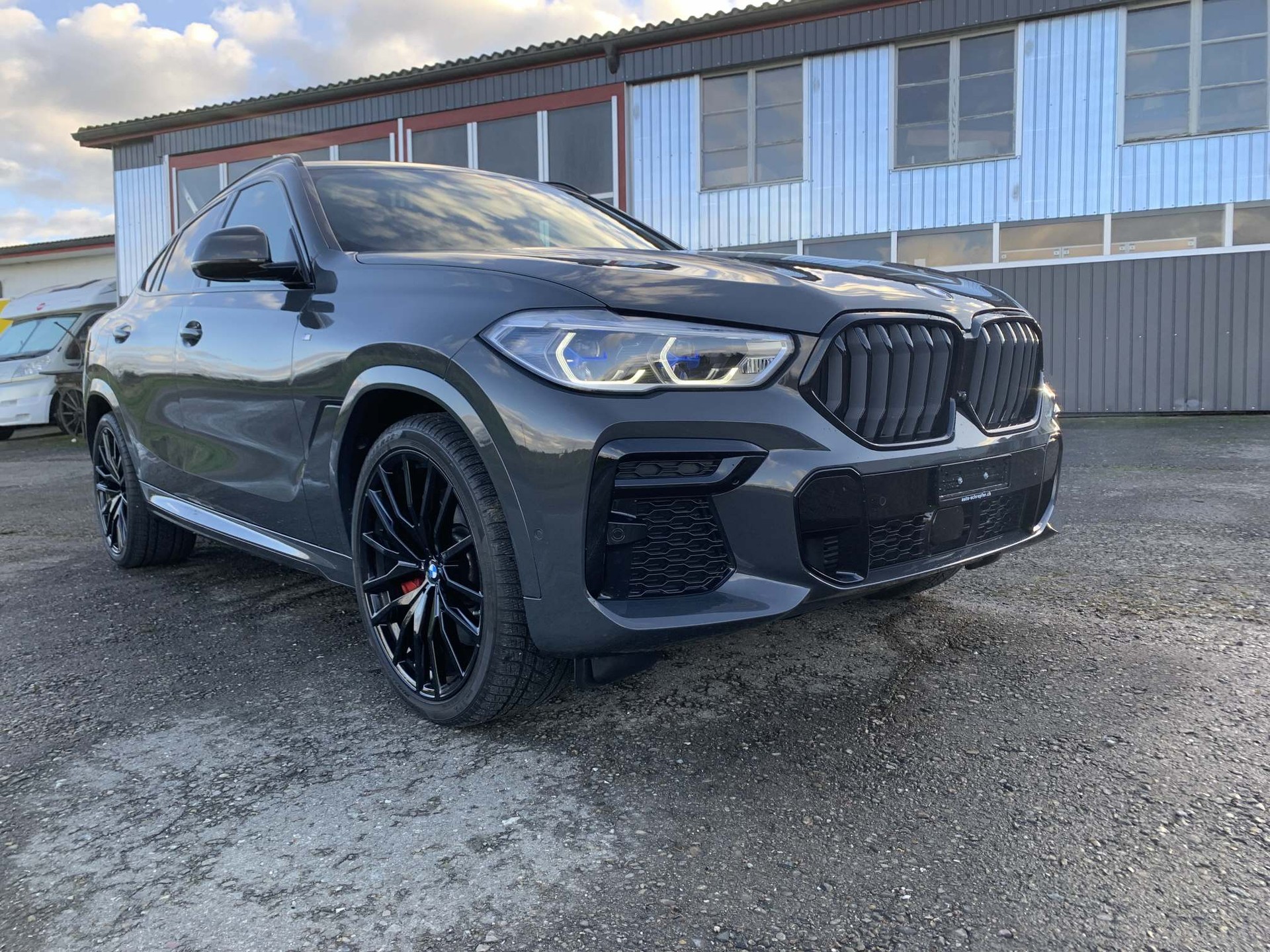 BMW X6 xDrive 40d-image-5