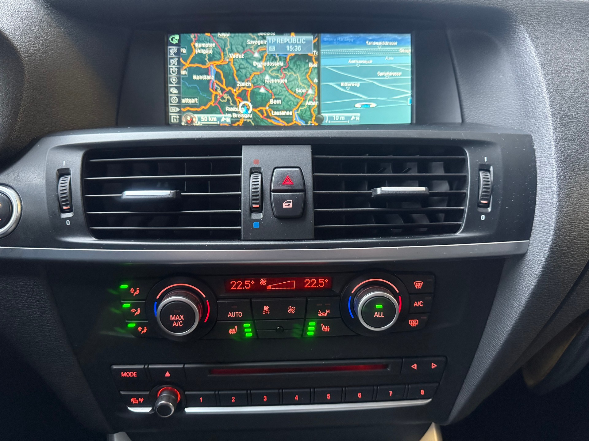 BMW X3 xDrive 35d Steptronic-image-15