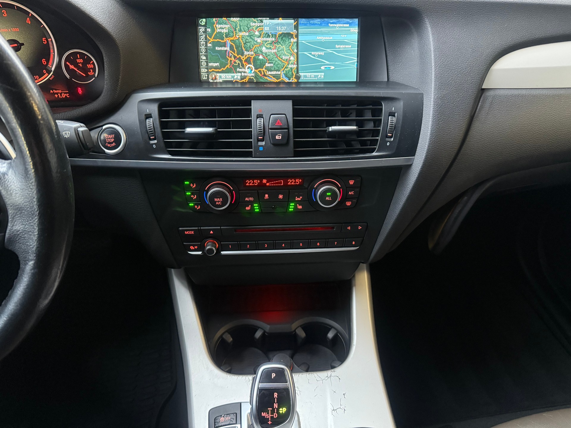 BMW X3 xDrive 35d Steptronic-image-16