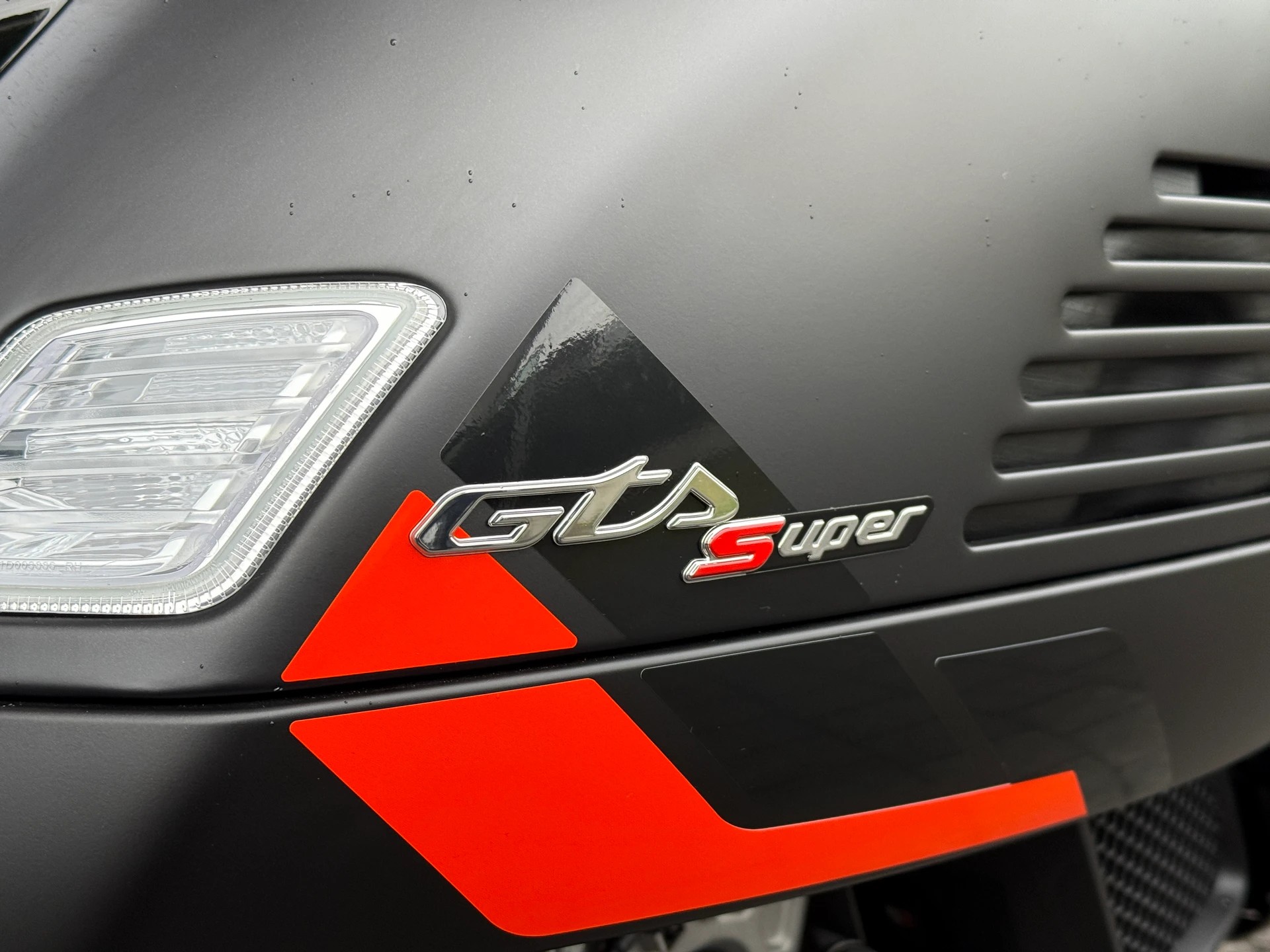 PIAGGIO Vespa GTS 310 Super Sport RST E5+-image-9