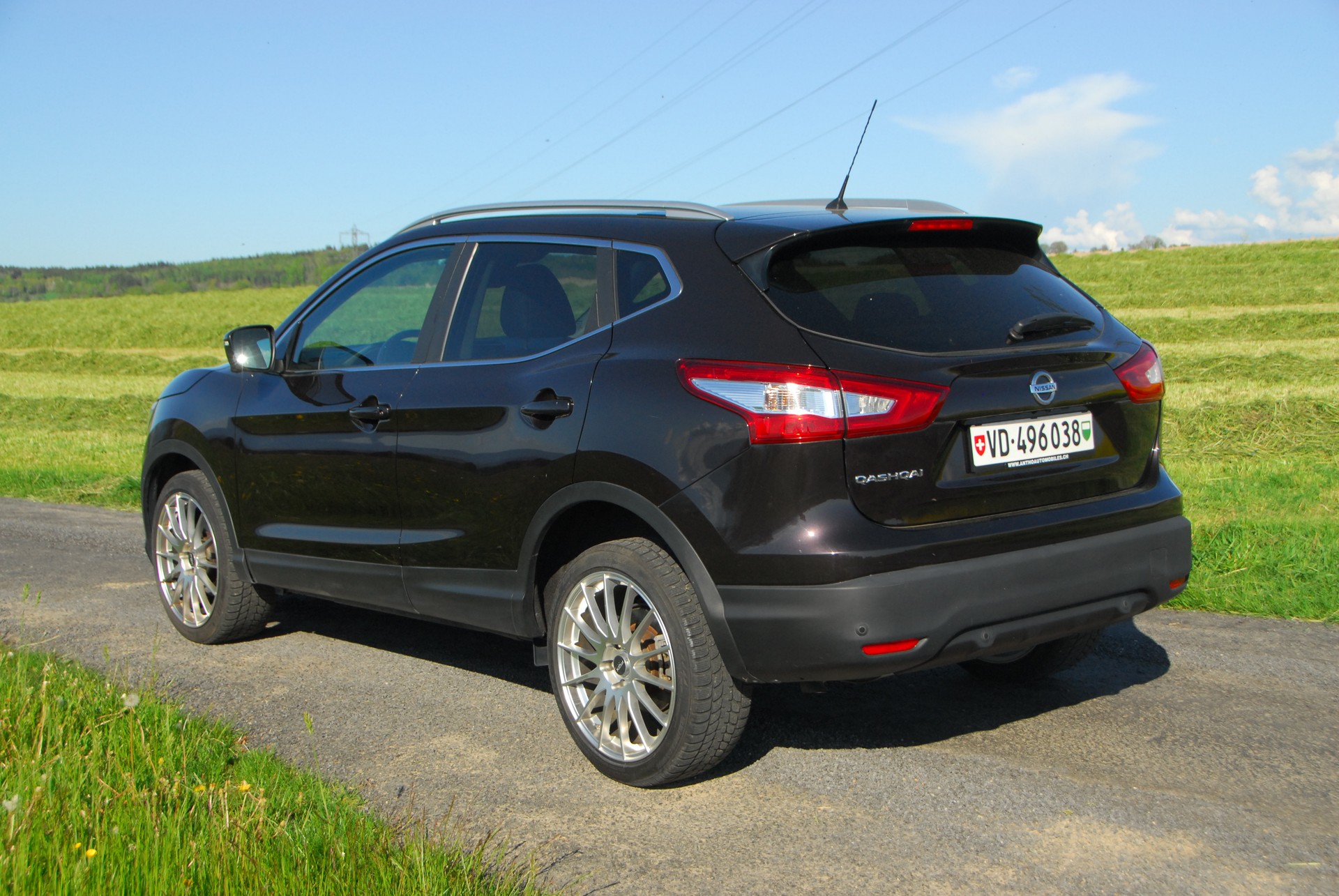 NISSAN Qashqai 1.6 DIG-T tekna-image-2