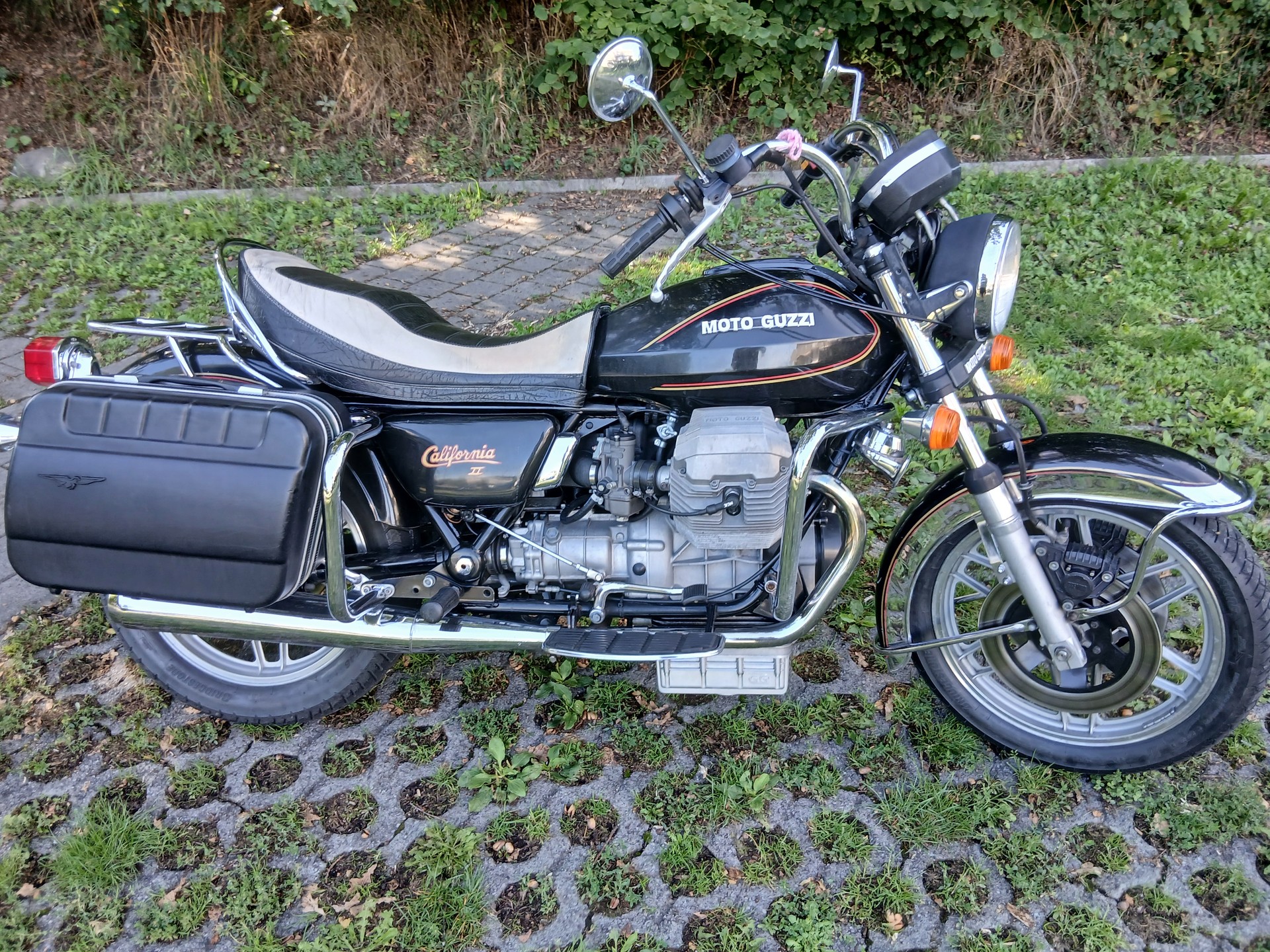 MOTO GUZZI California II-image-1