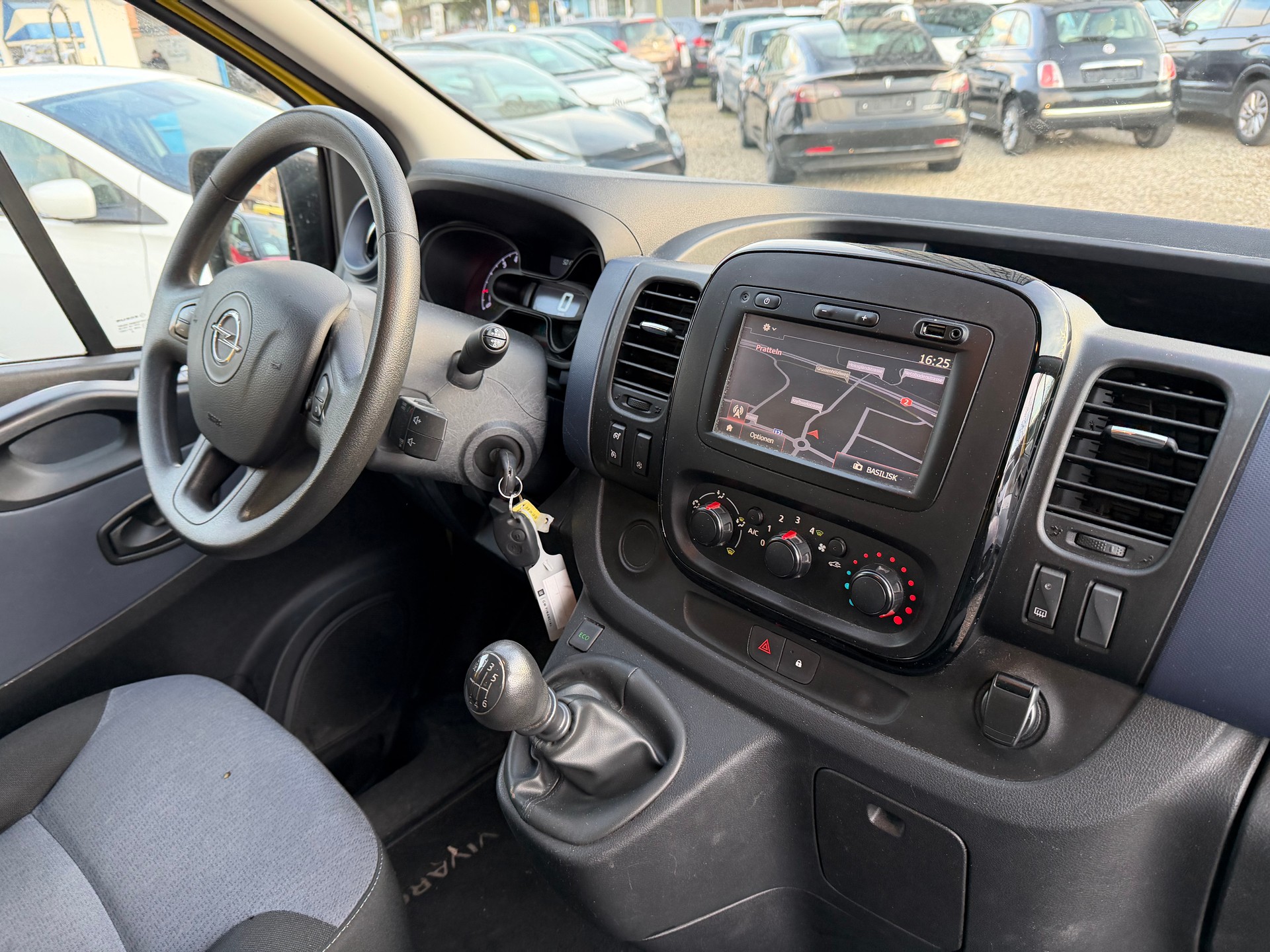 OPEL Vivaro 1.6 CDTI 2.7t L1H1 3 Sitze-showroom-element-1