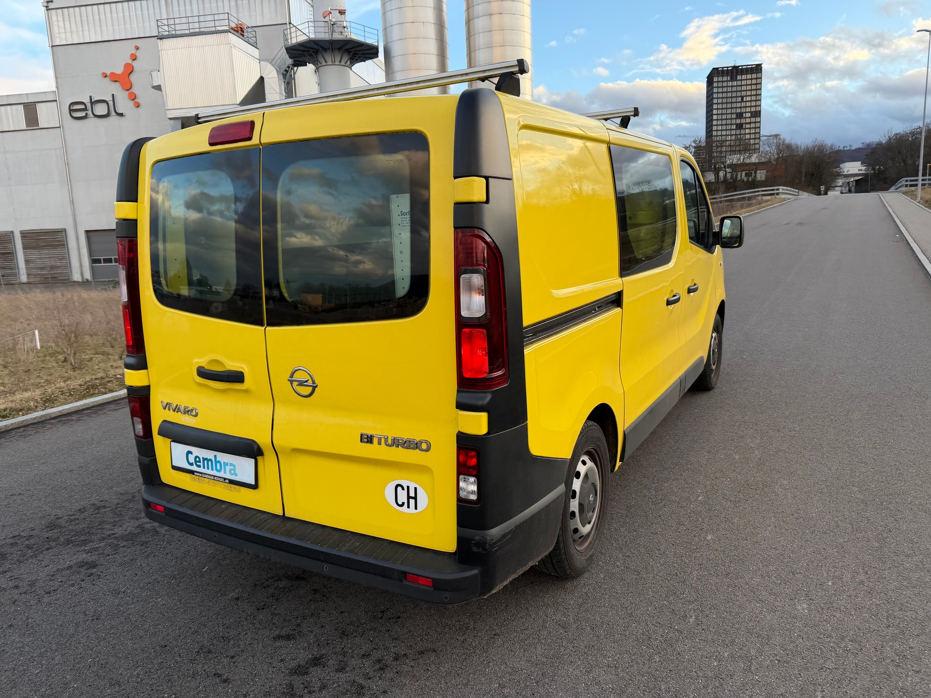 OPEL Vivaro 1.6 CDTI 2.7t L1H1 3 Sitze-image-9
