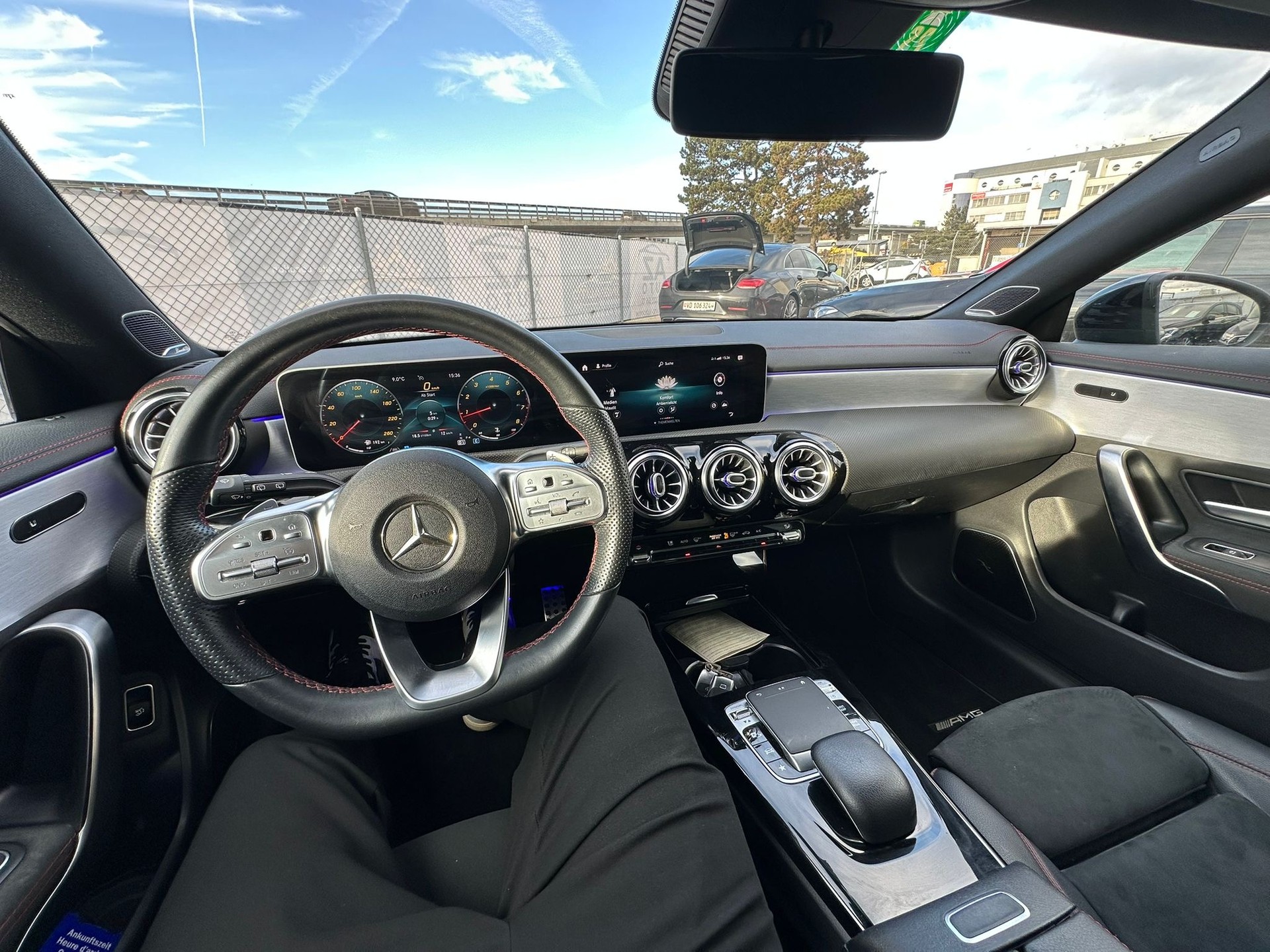 MERCEDES-BENZ CLA Shooting Brake 200 AMG Line 7G-DCT-image-8
