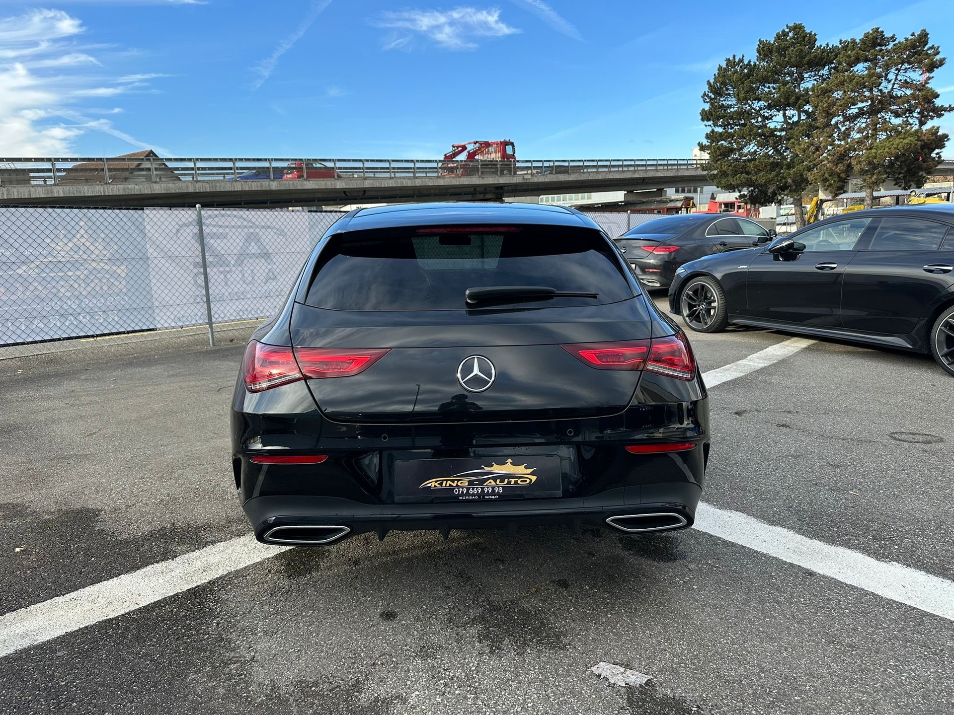 MERCEDES-BENZ CLA Shooting Brake 200 AMG Line 7G-DCT-image-4