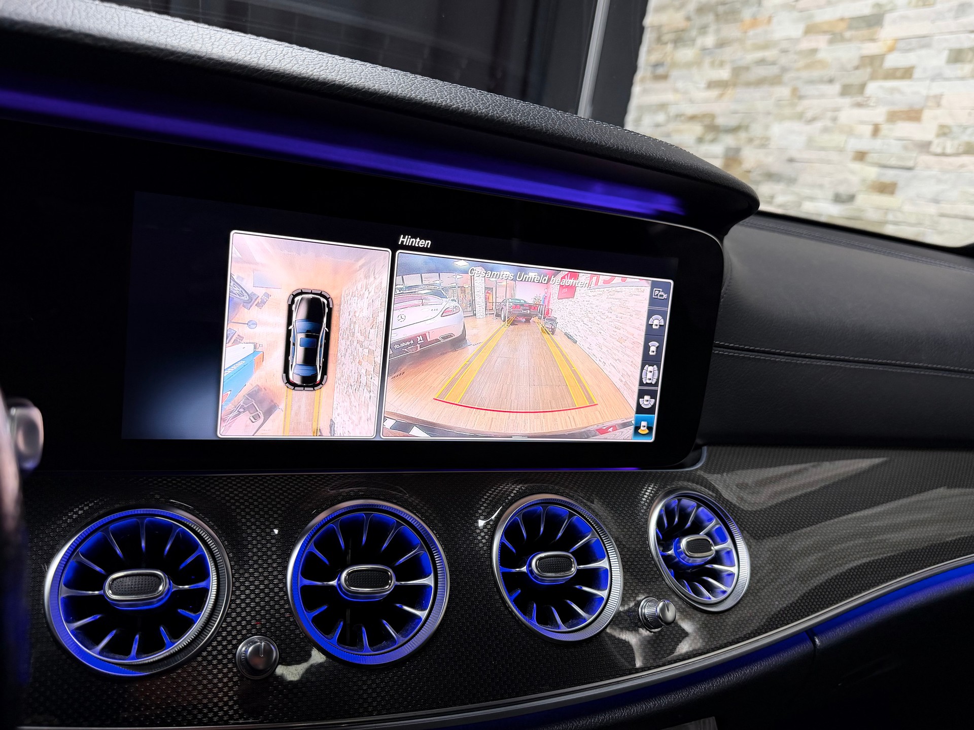 MERCEDES-BENZ E 350 d AMG Line 4Matic 9G-Tronic-image-20