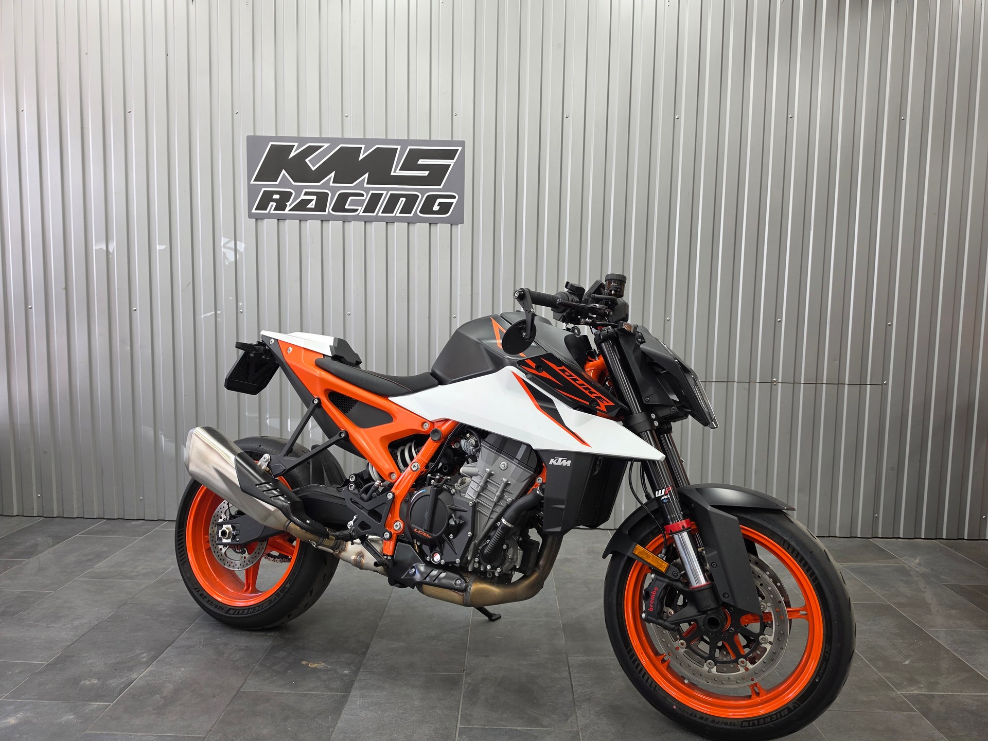 KTM 990 Duke R-image-0