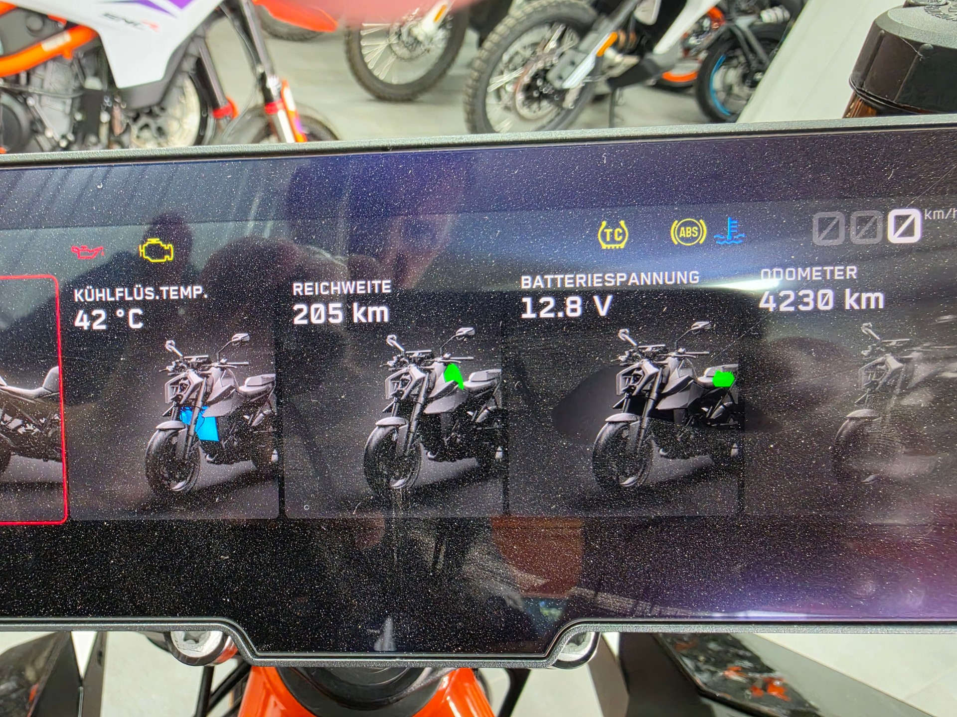 KTM 990 Duke R-image-2